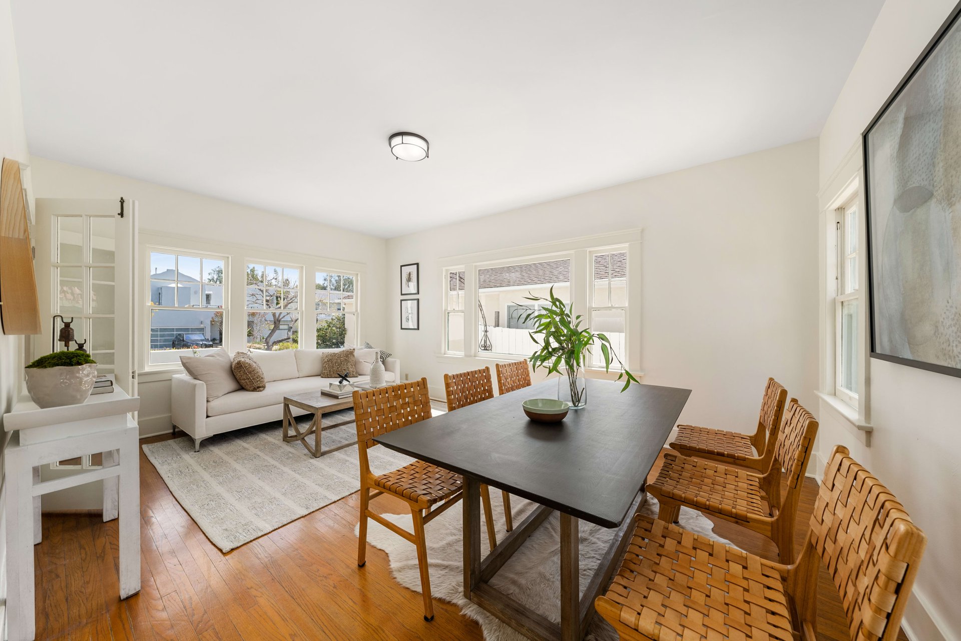 335 N Beirut Ave, Pacific Palisades