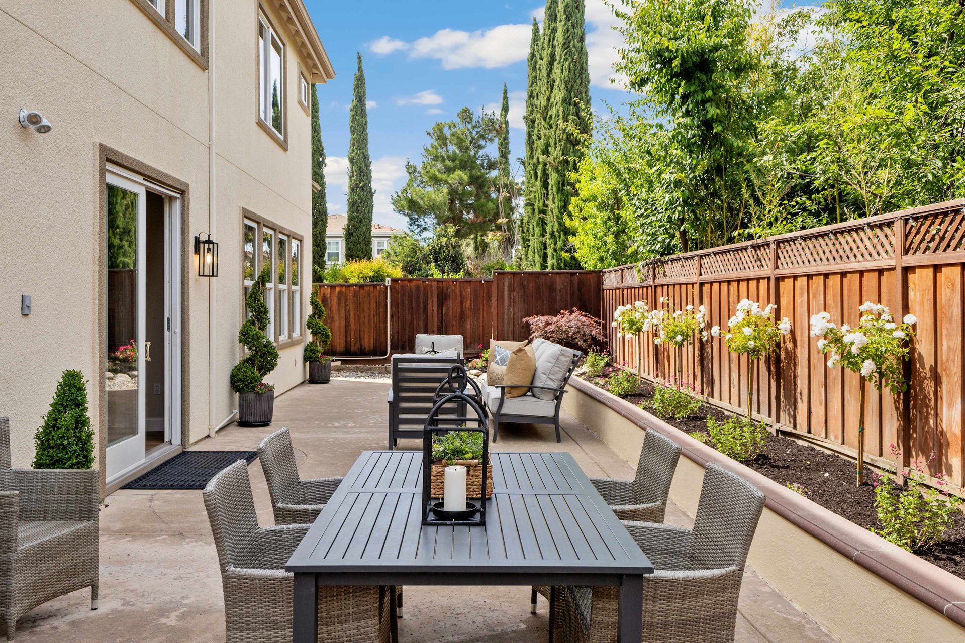1127 Deer Creek Court