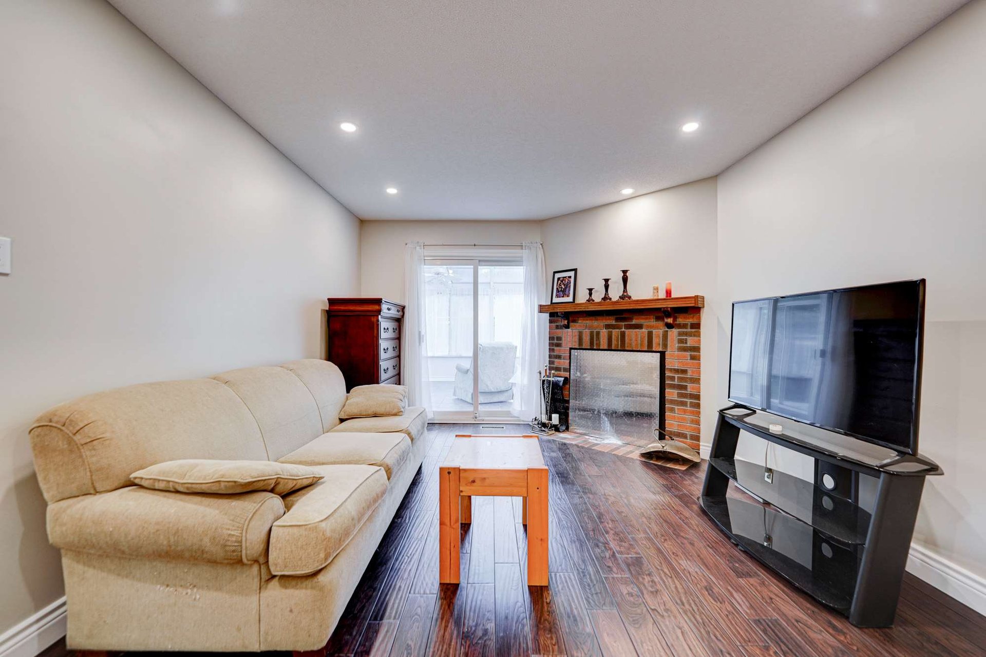 1371 Fieldcrest Lane