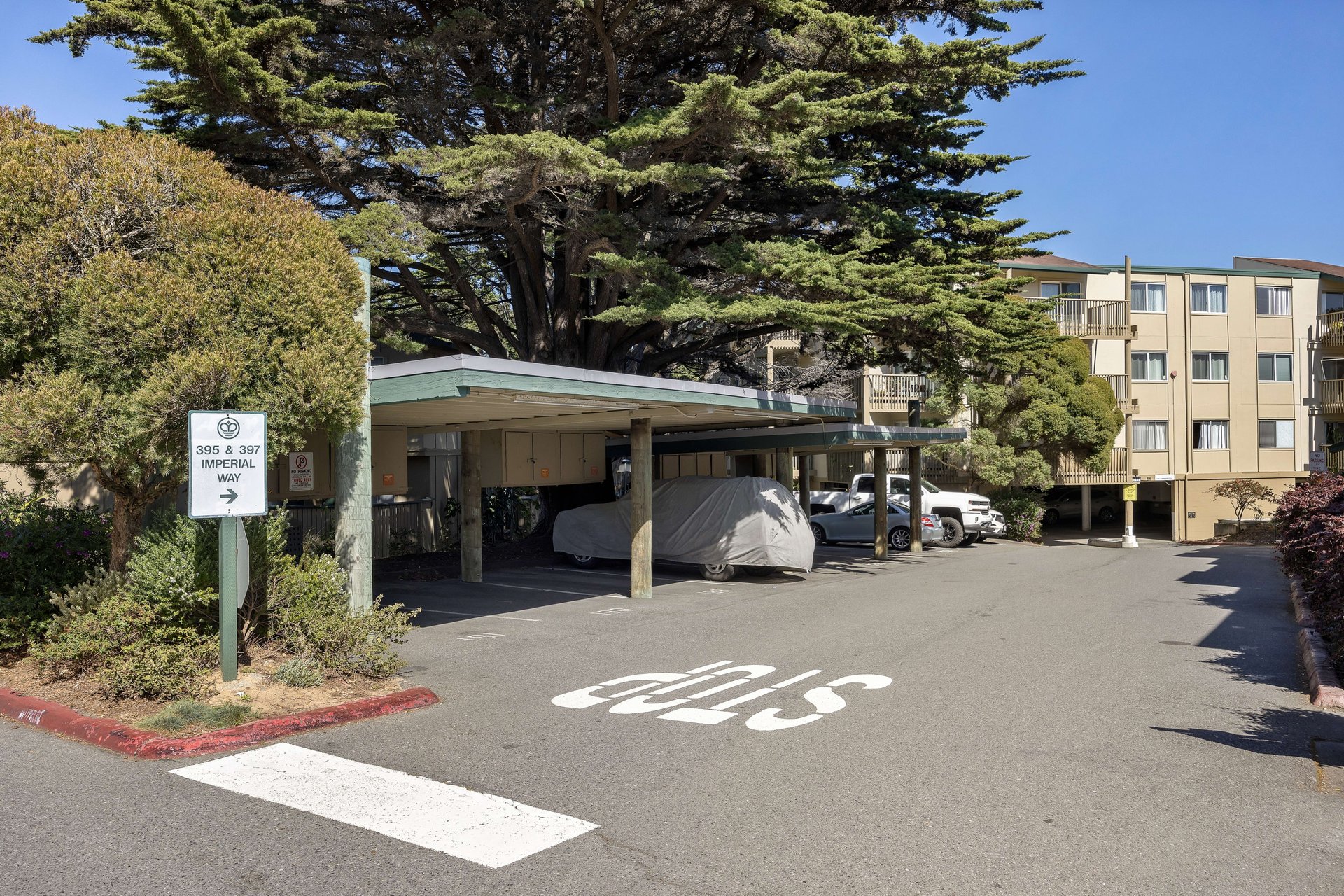397 Imperial Way #210, Daly City