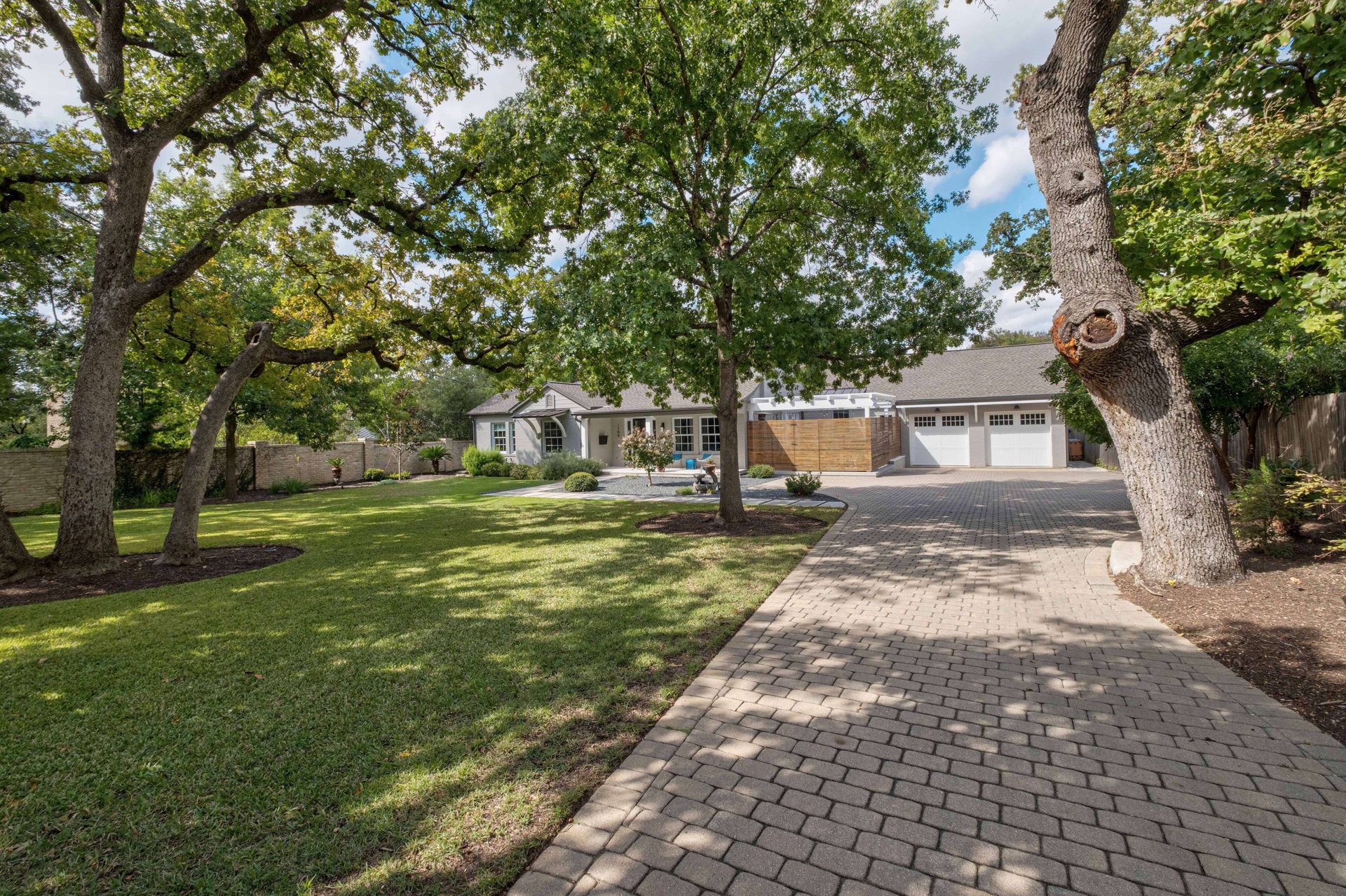 1308 Kent Lane 
