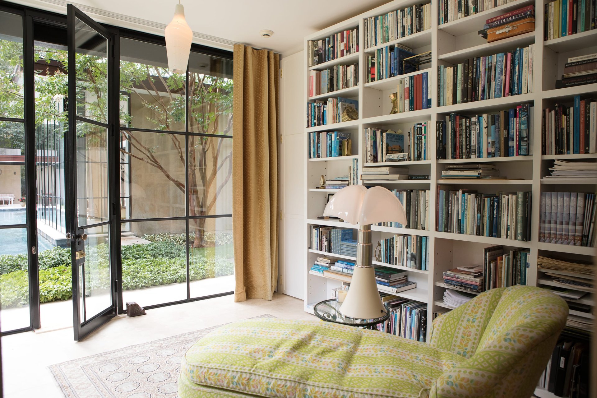 Timeless, Private Modern Masterpiece in East Hampton