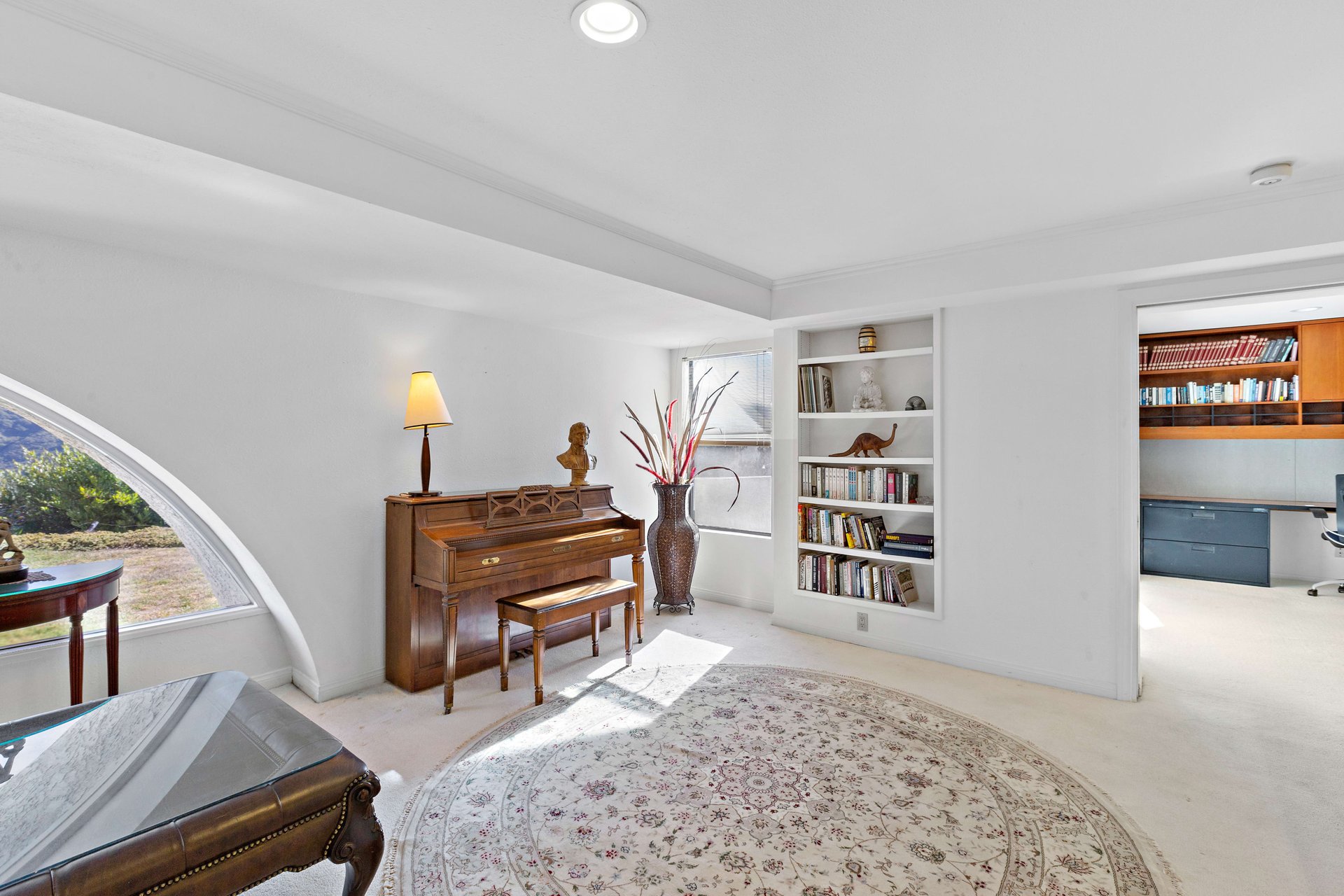 1916 Palisades Dr