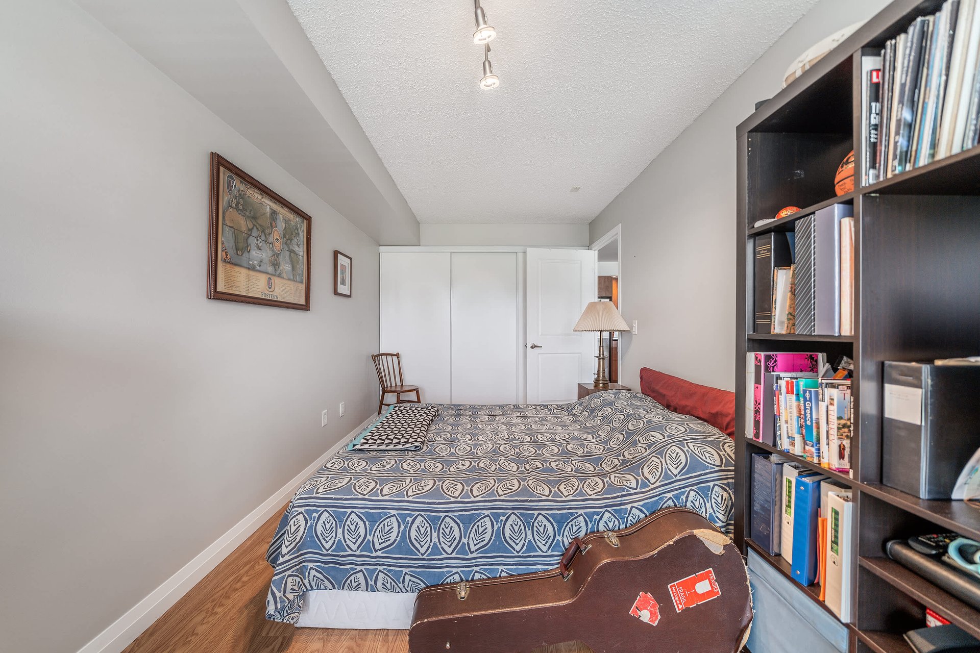 15 Stafford Street #401
