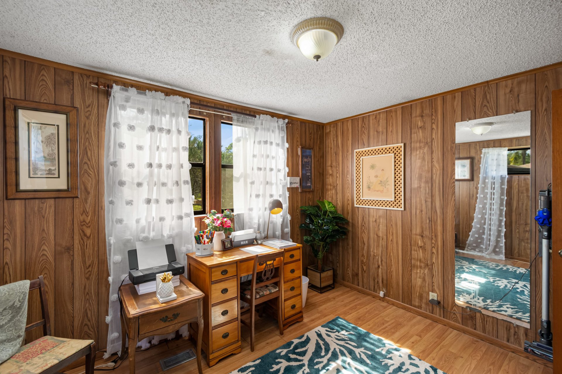 2536 MARTHA  LANE