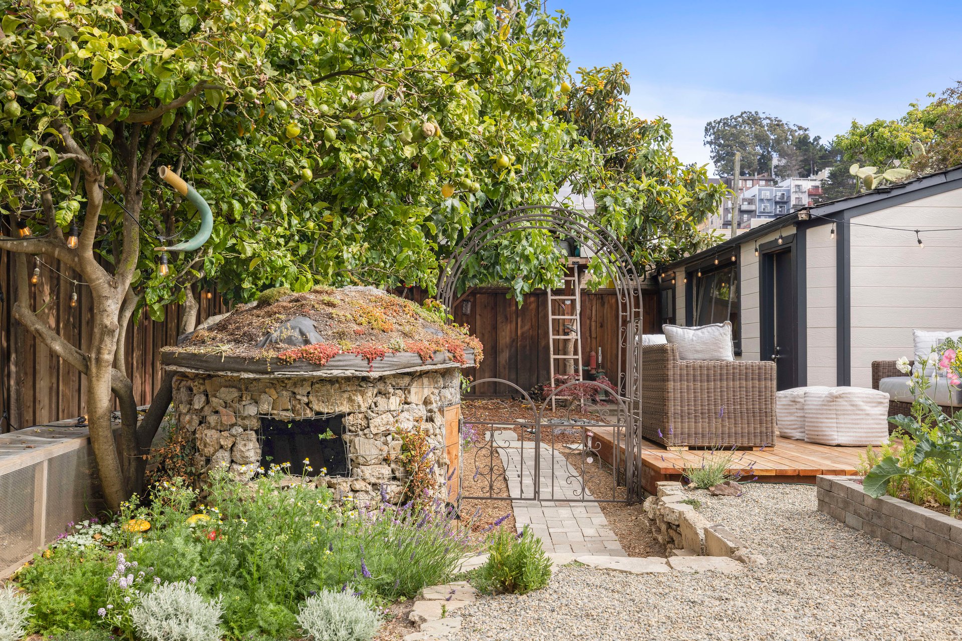 Spacious Family Retreat with Serene Backyard