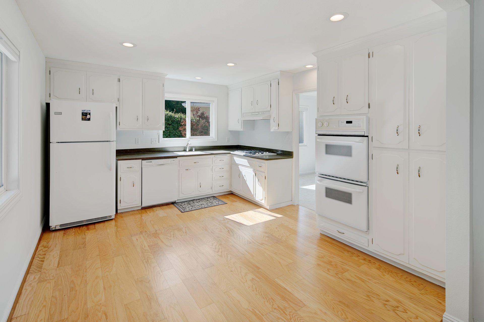 42 Taft Ct