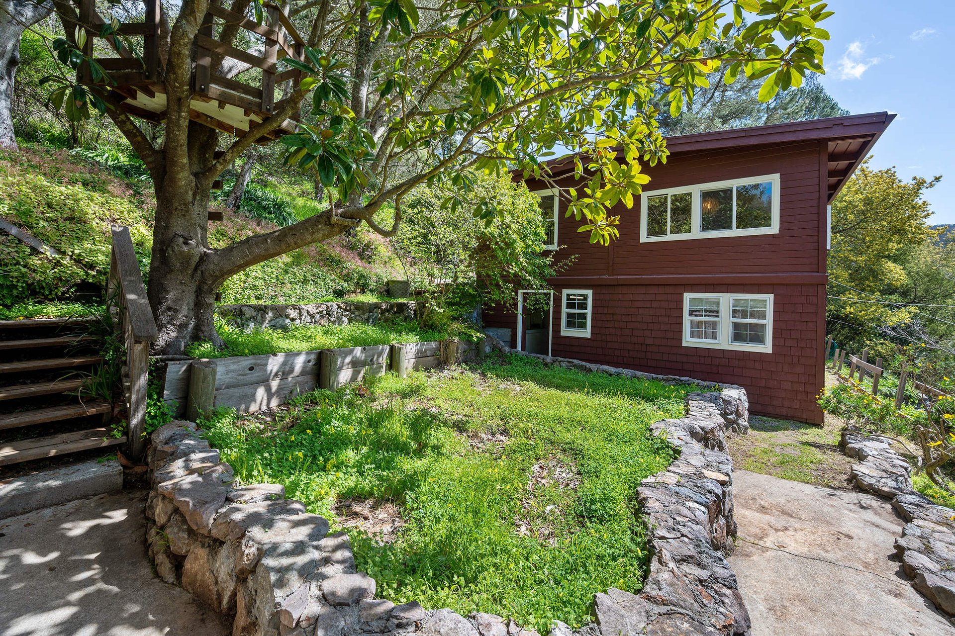 622 Eastwood Way