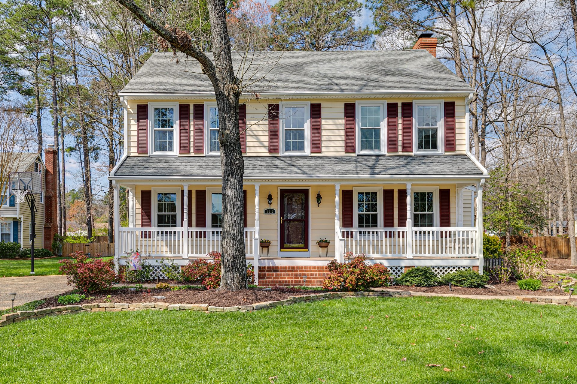 3213 Forest Lodge Ct