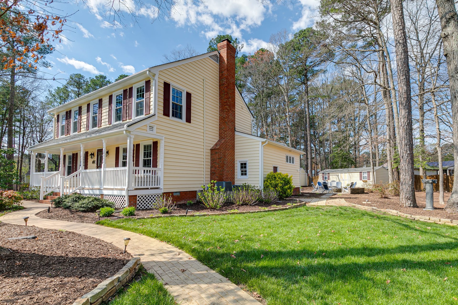3213 Forest Lodge Ct