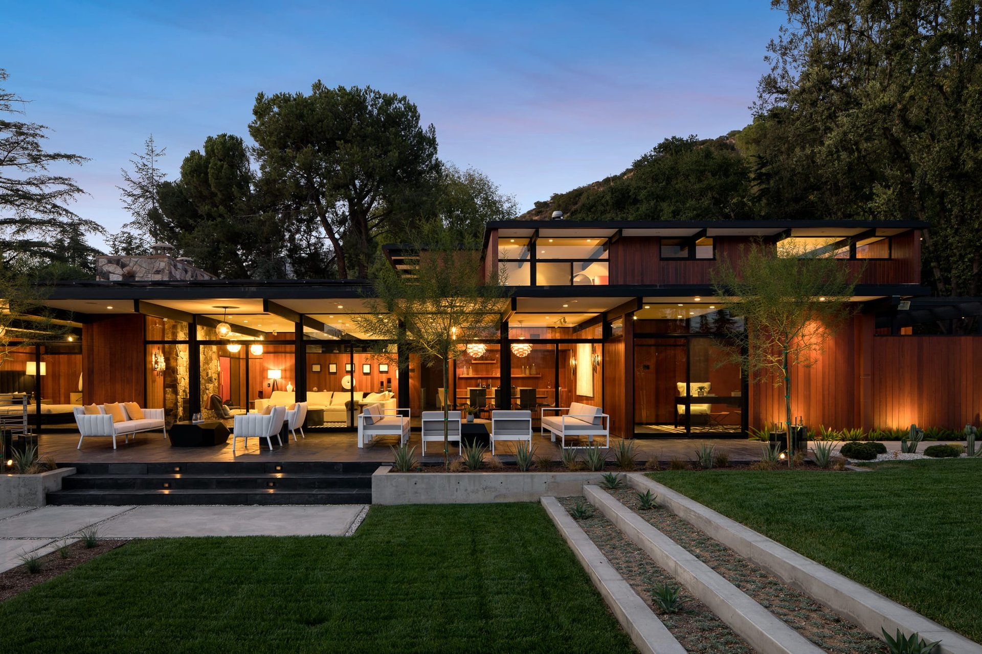 5228 Escalante Dr
