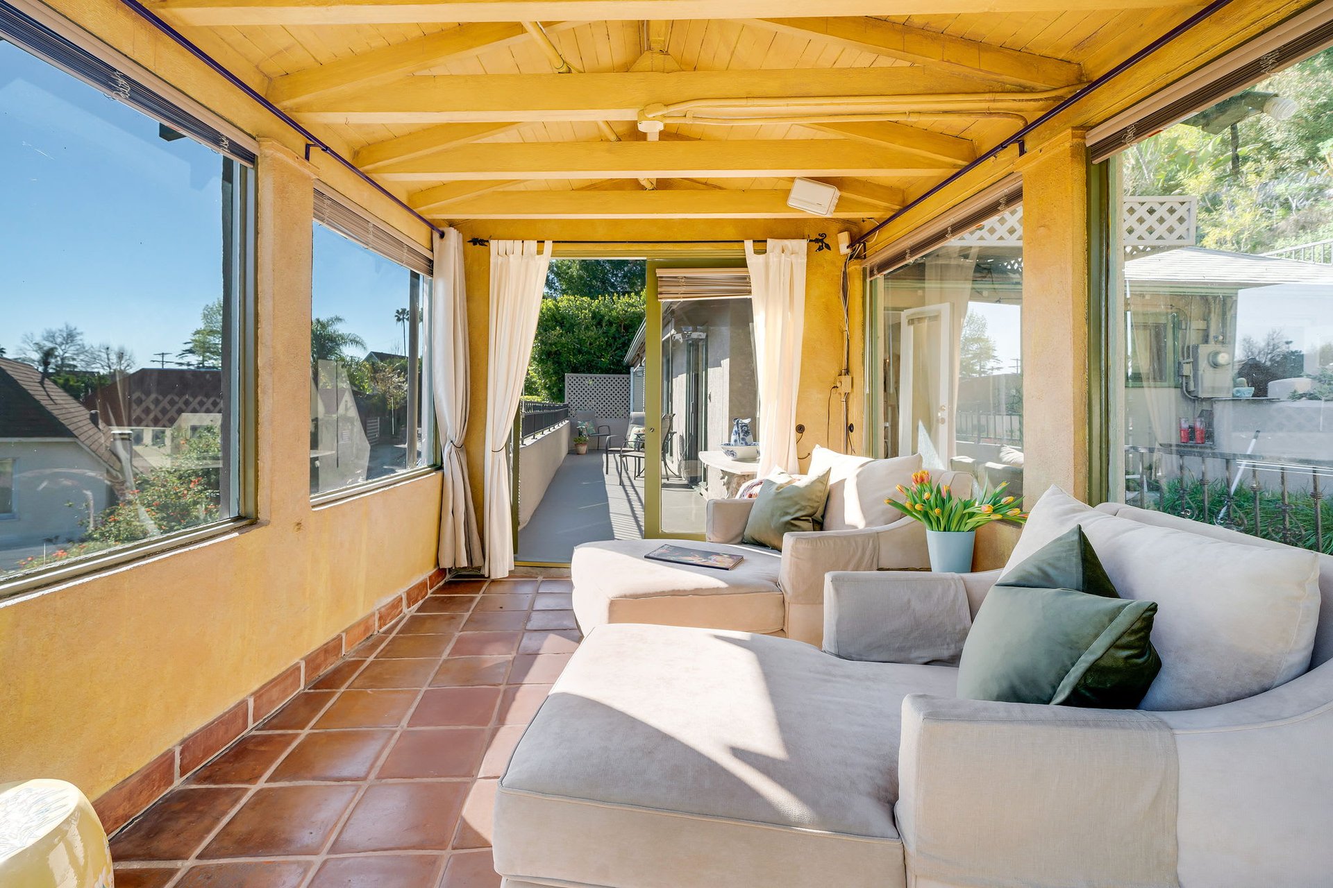 Hollywood Hills Pied de Terre - Another Off Market Sale