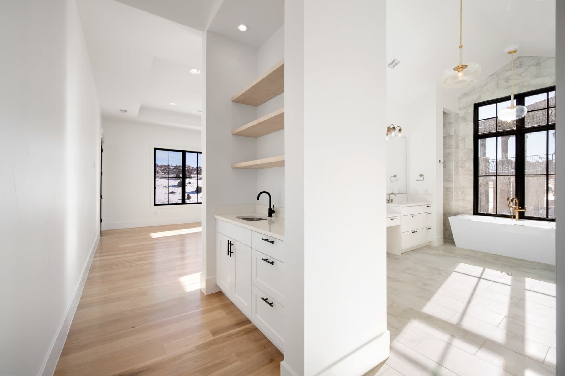 7668  Raphael Lane