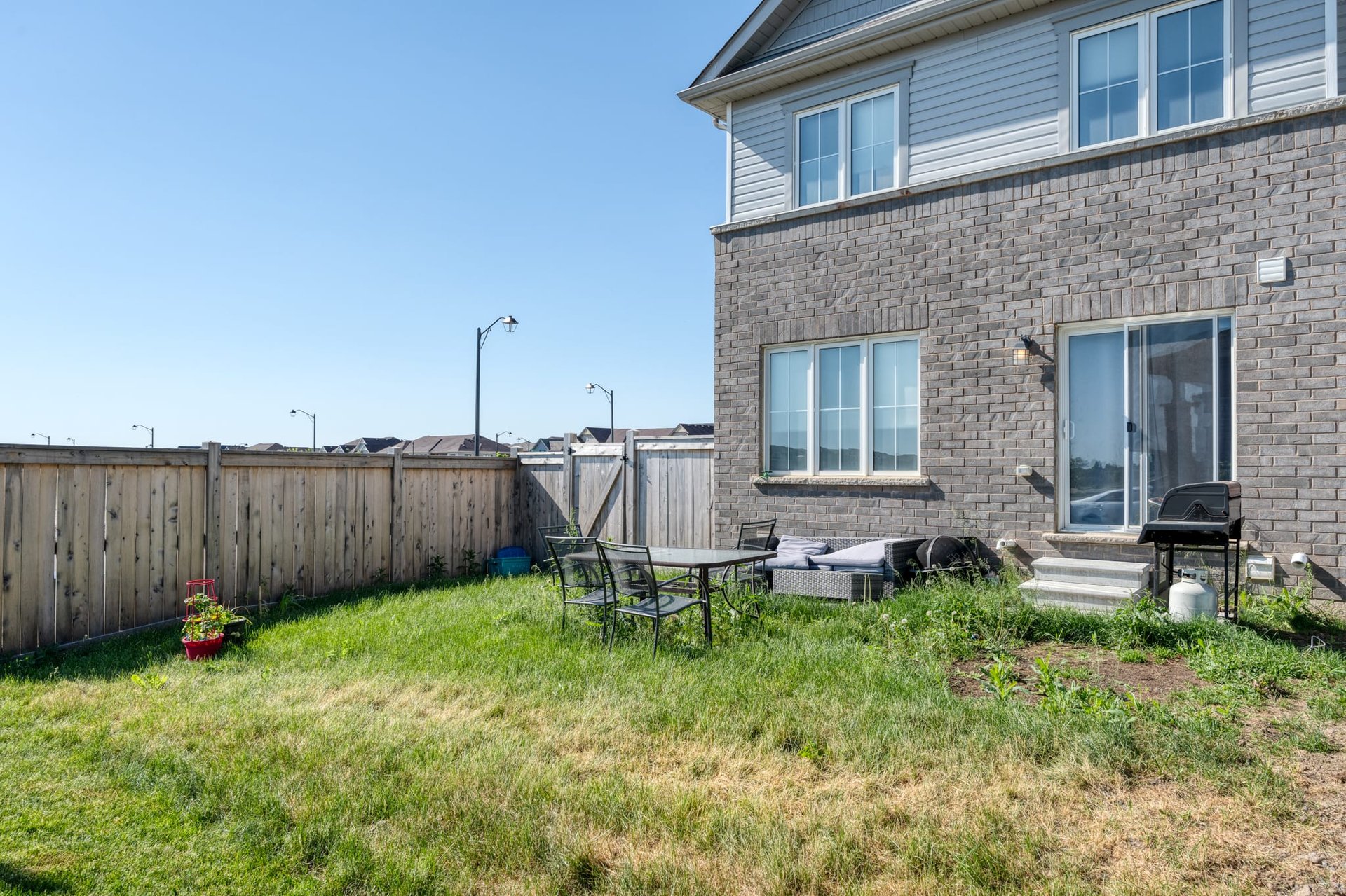 144 Maclachlan Ave