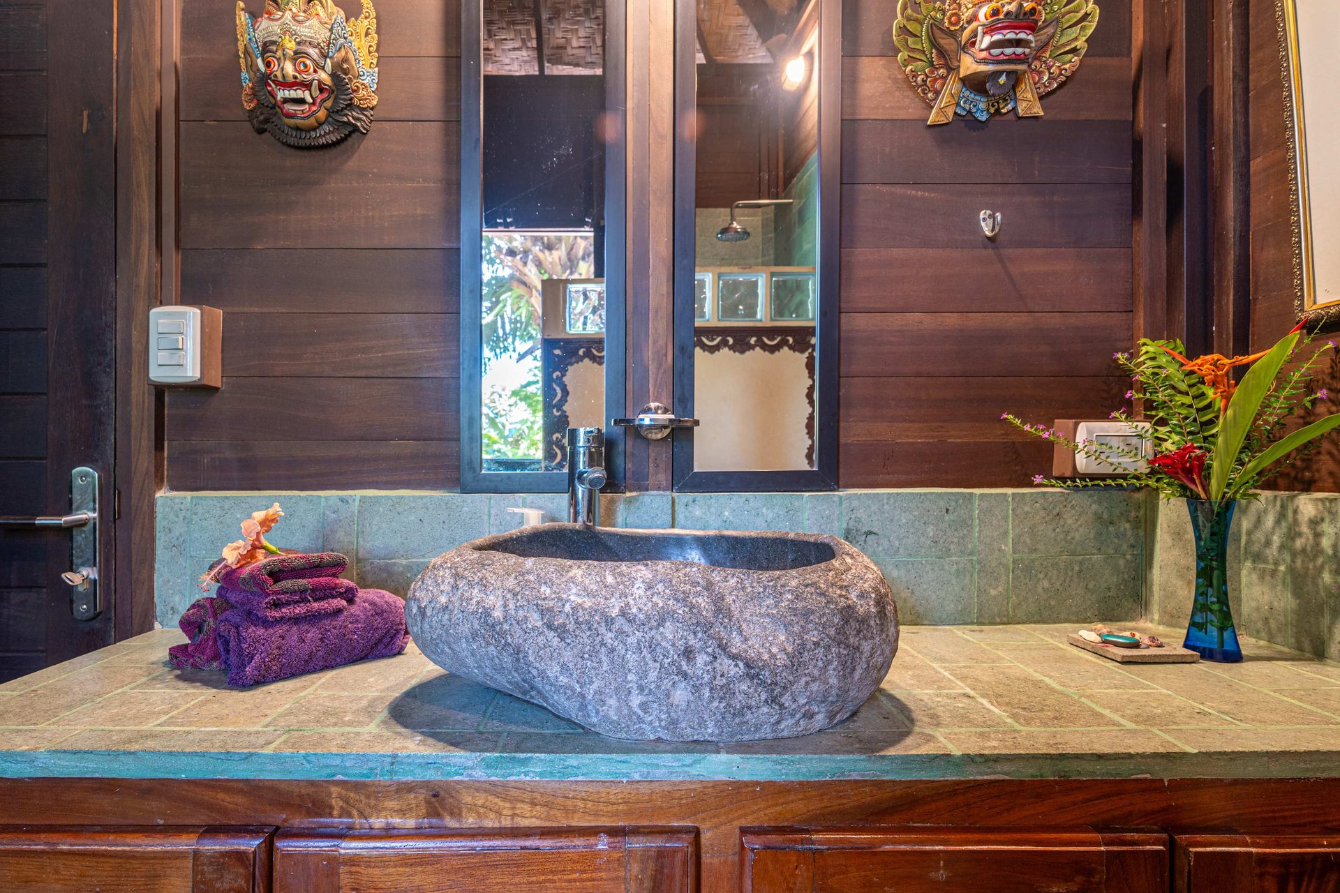 Bali Inspired Tropical Oasis – Ojochal