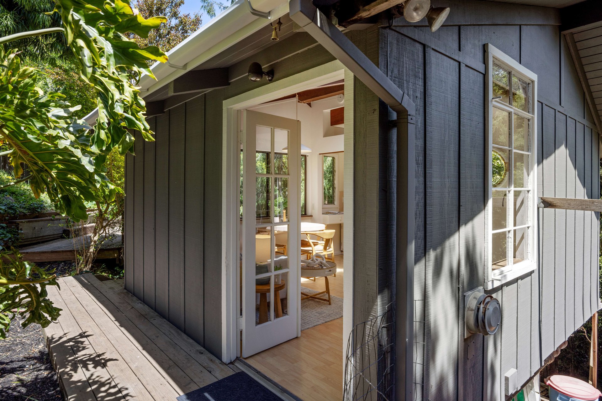Sunny Mountain Retreat