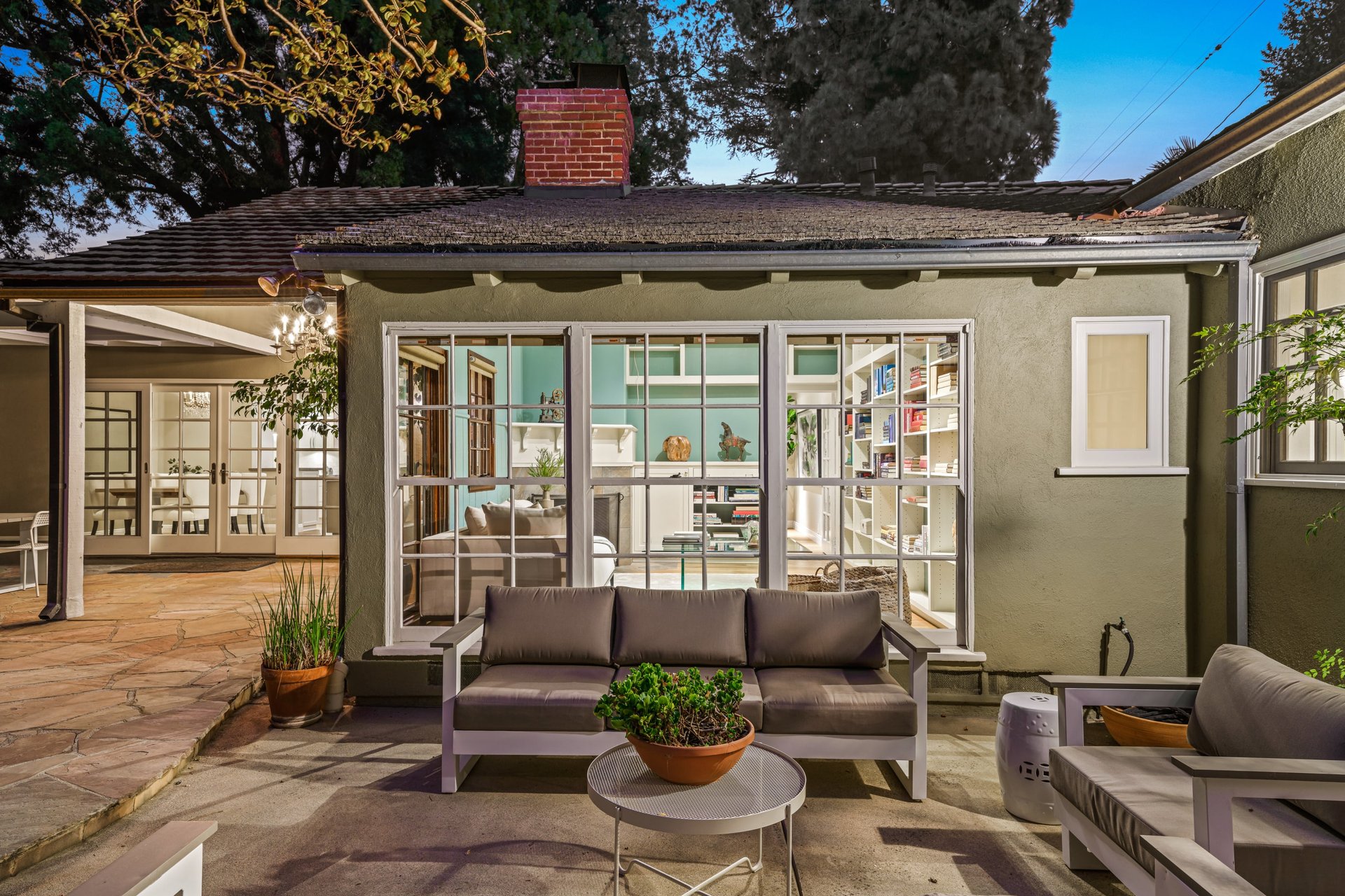 12050 Laurel Terrace Dr, Studio City