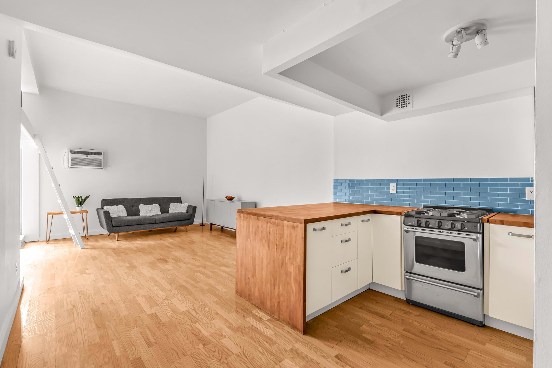 215 East 24th Street