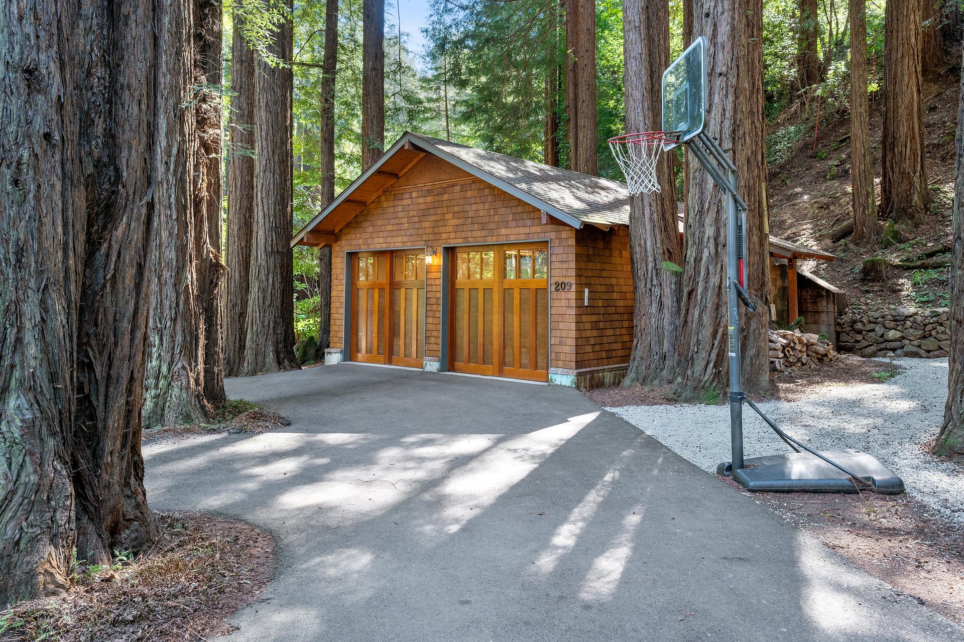 209 Cascade Drive