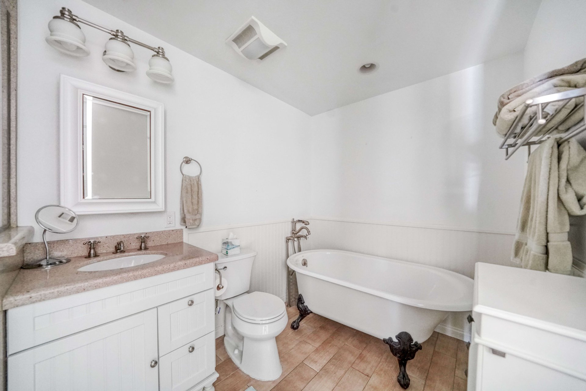 16102 Bonaire Circle