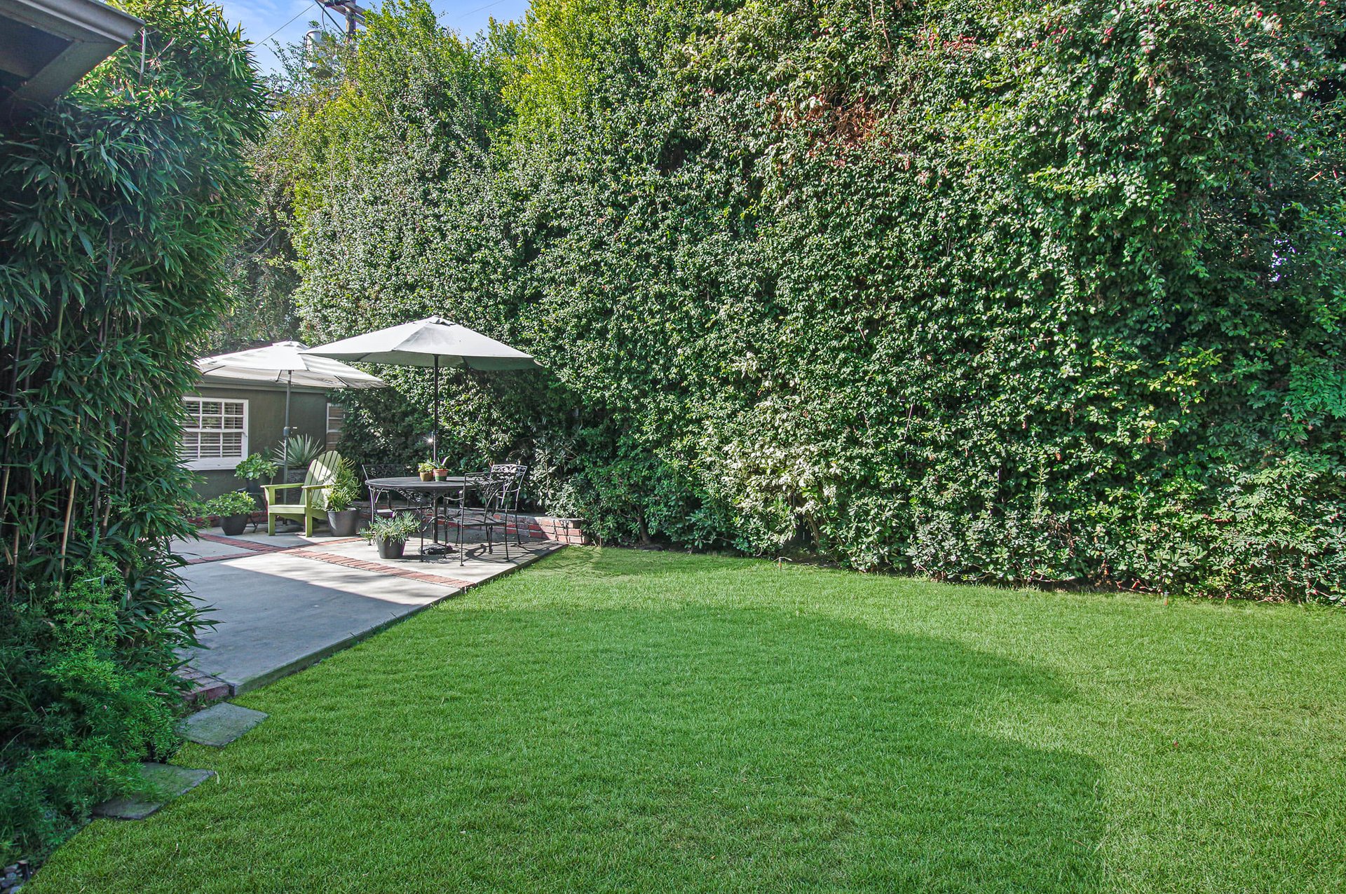 BREATHTAKING RESTORATION & RE-IMAGINED TRADITIONAL HOME IN MIRACLE MILE