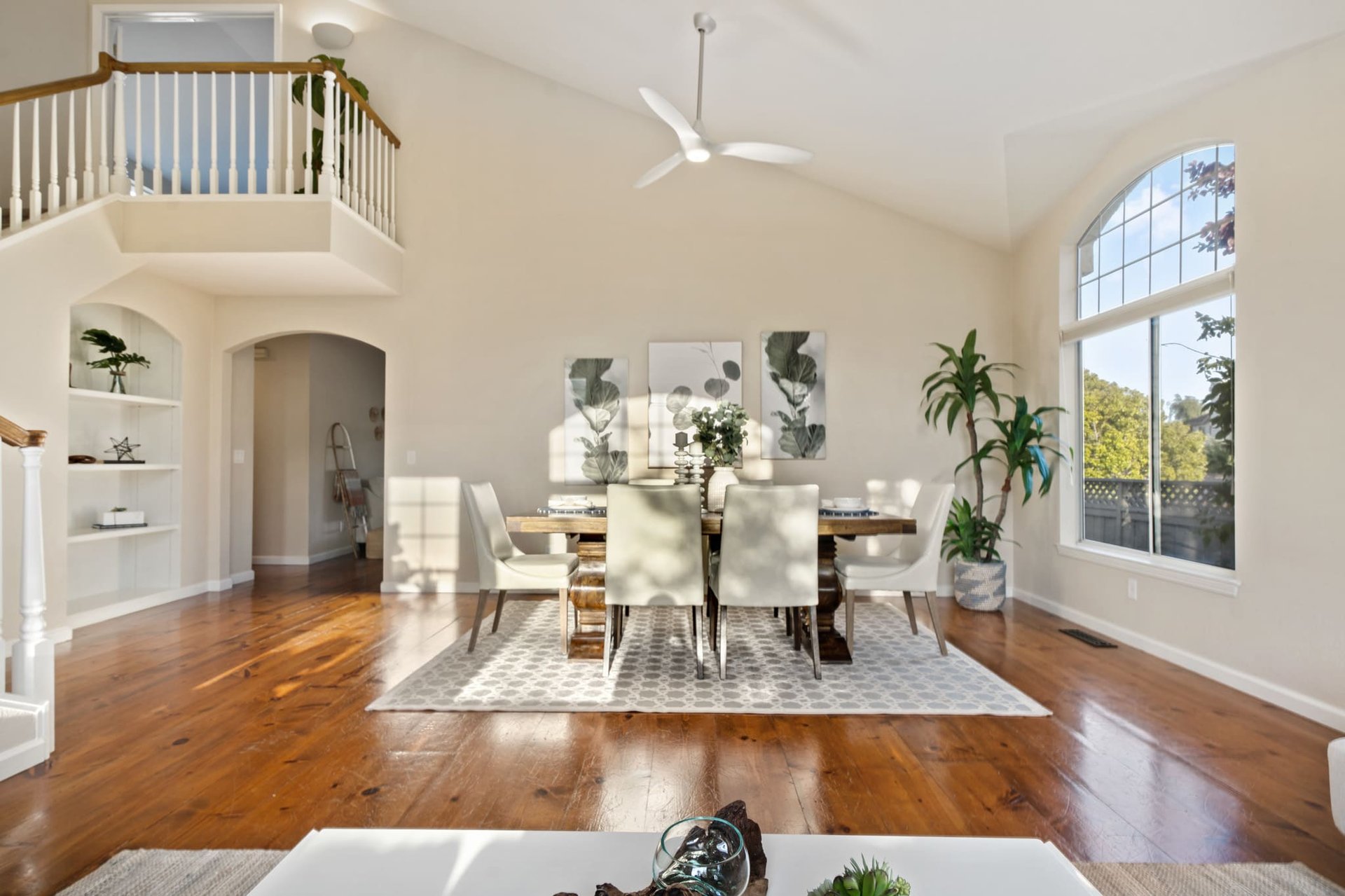 182 Windsor Dr
