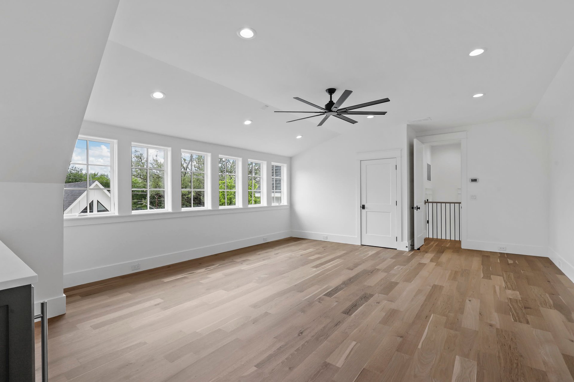 109 Crestwood