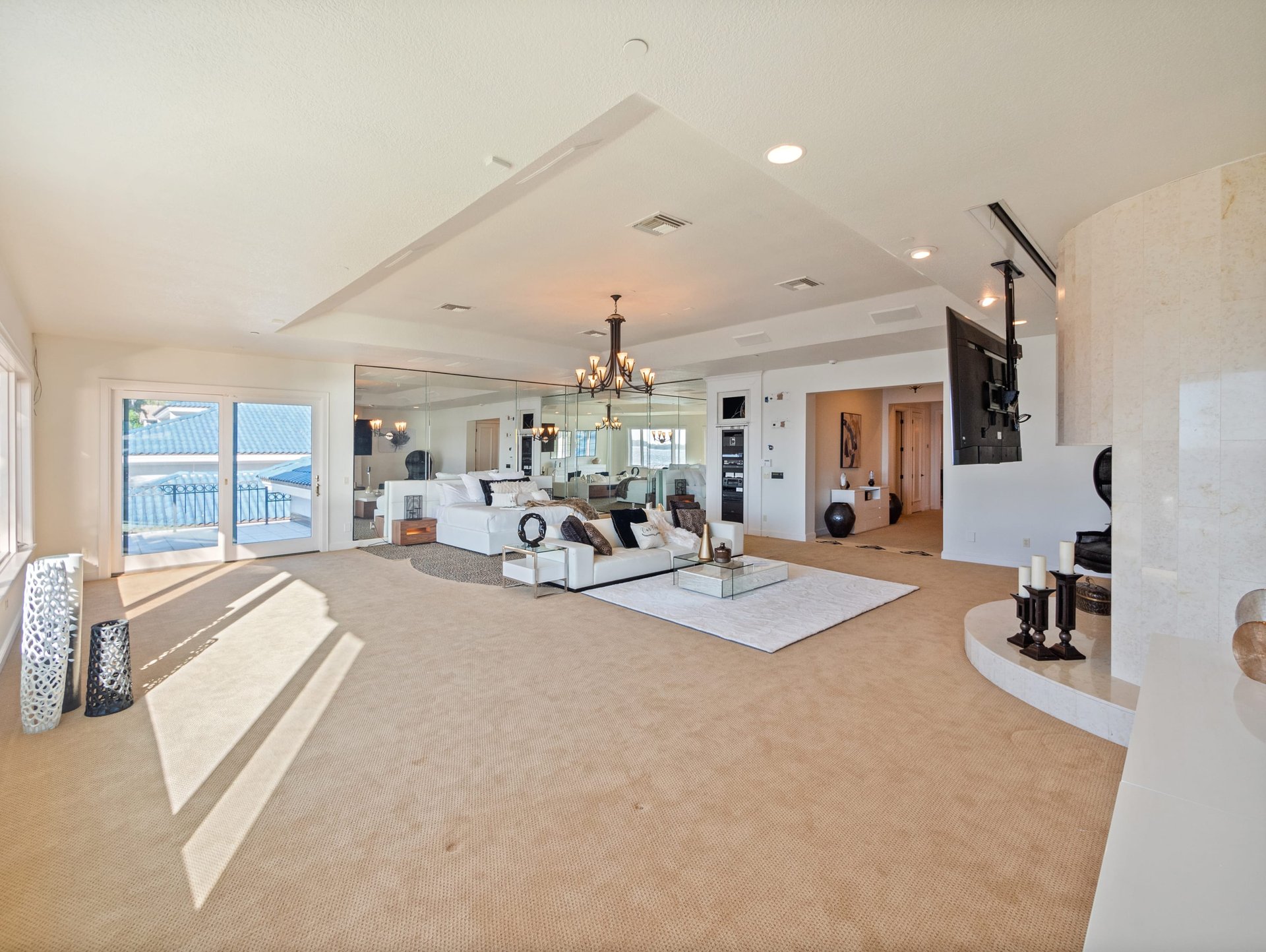 9927 Giffin Ct
