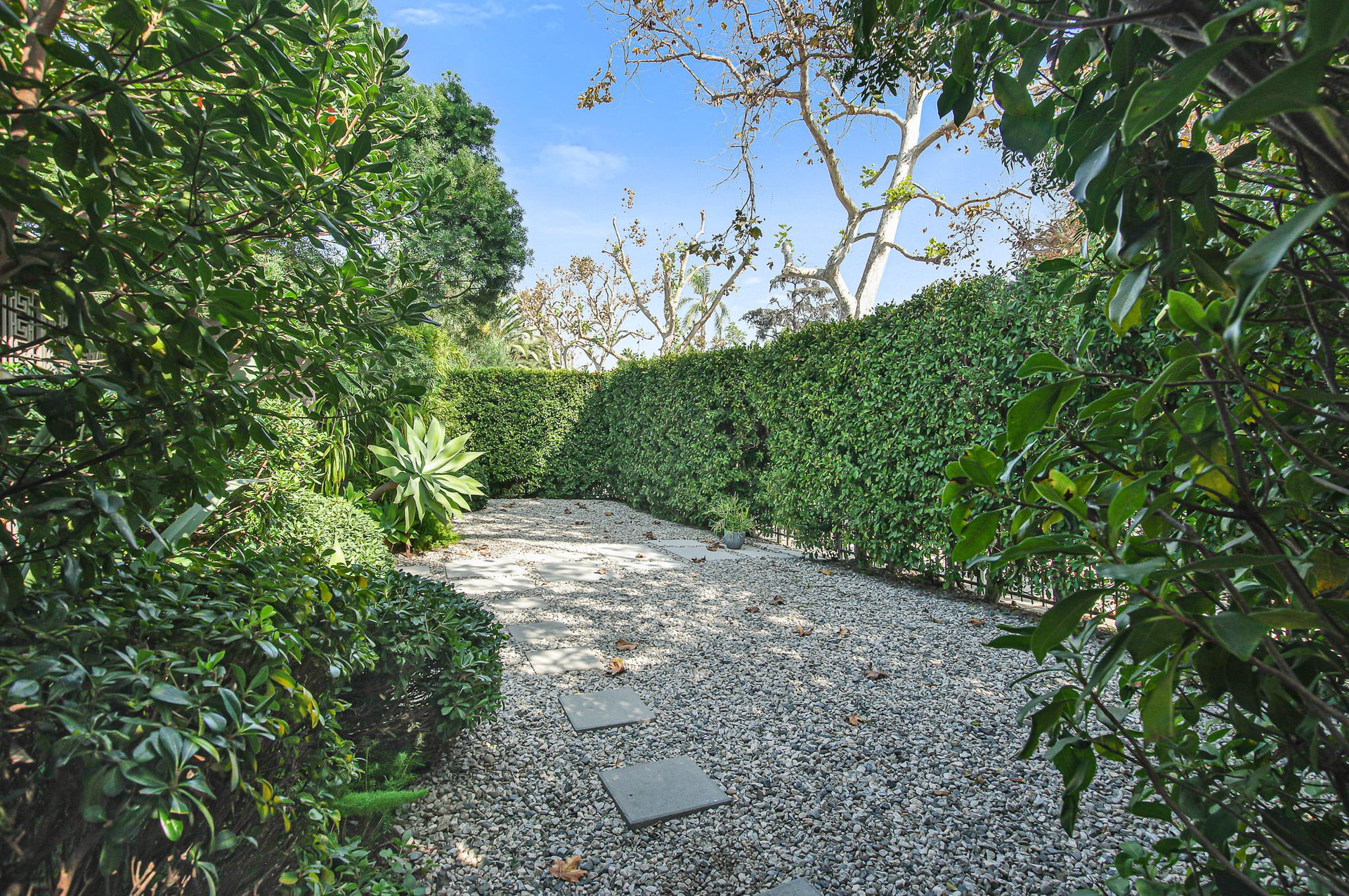 BREATHTAKING RESTORATION & RE-IMAGINED TRADITIONAL HOME IN MIRACLE MILE