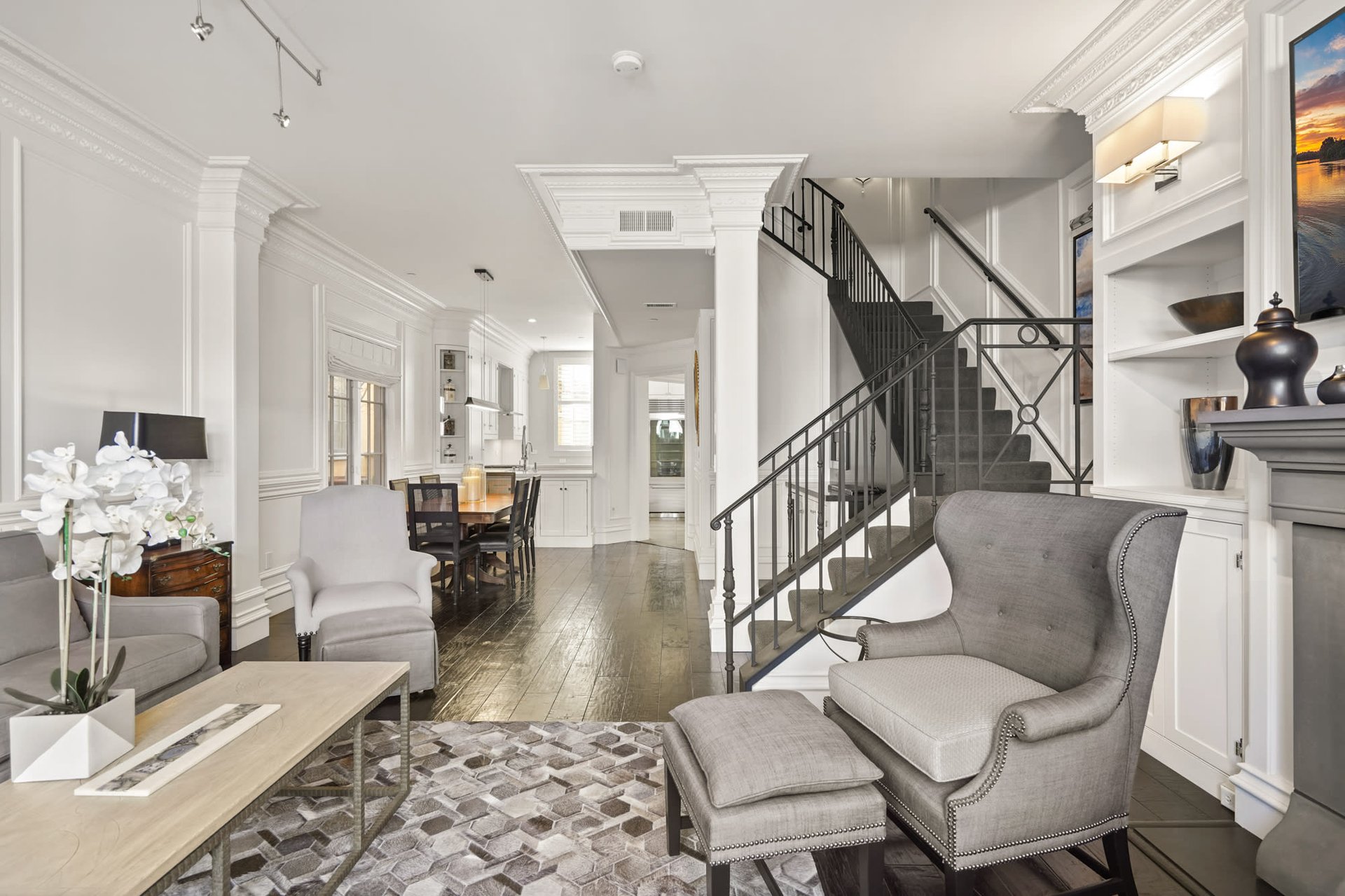 356 Santana Row APT 319