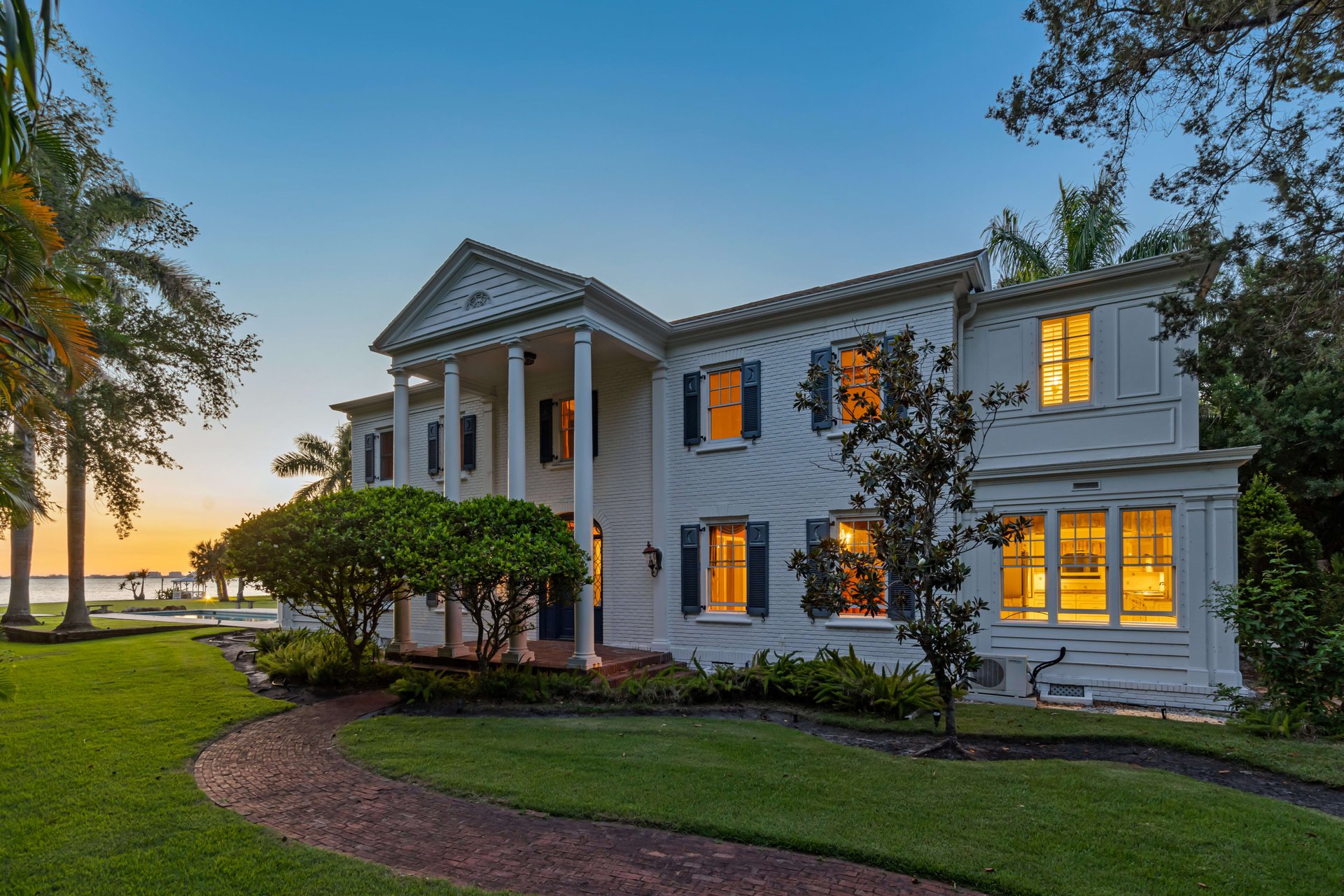 4521 BAY SHORE RD
