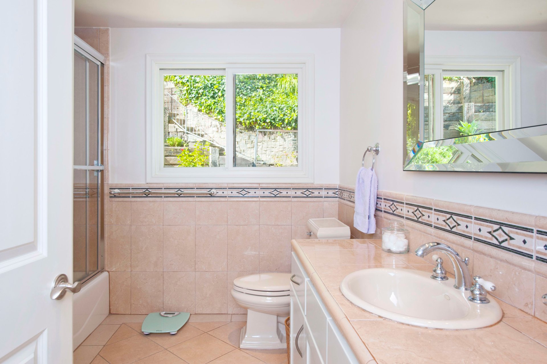511 W. Rustic Rd