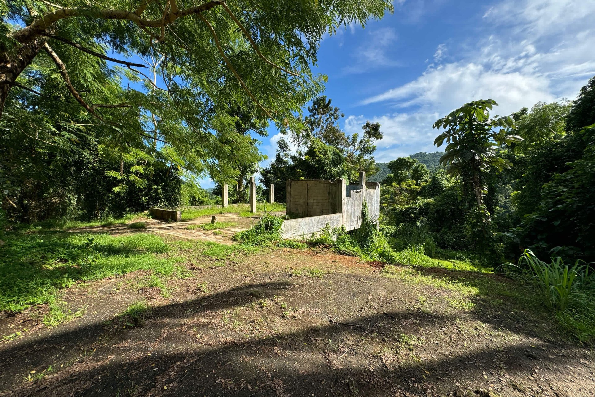 MonteCielo Riverfront Property