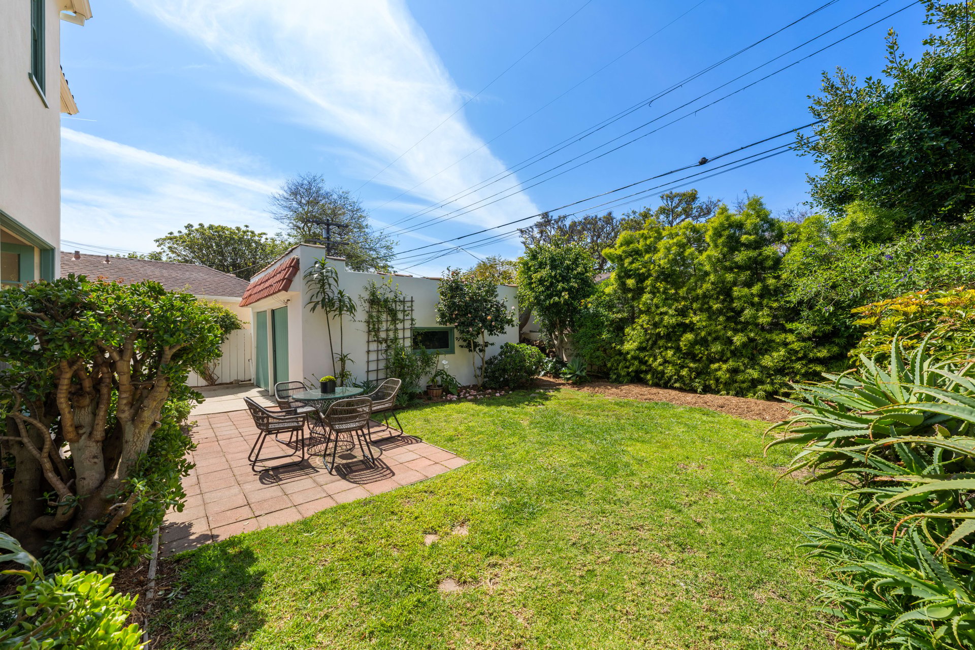 335 N Beirut Ave, Pacific Palisades