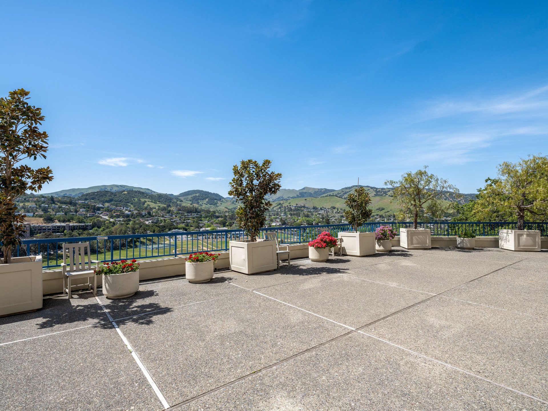 100 Thorndale Drive Unit: 122