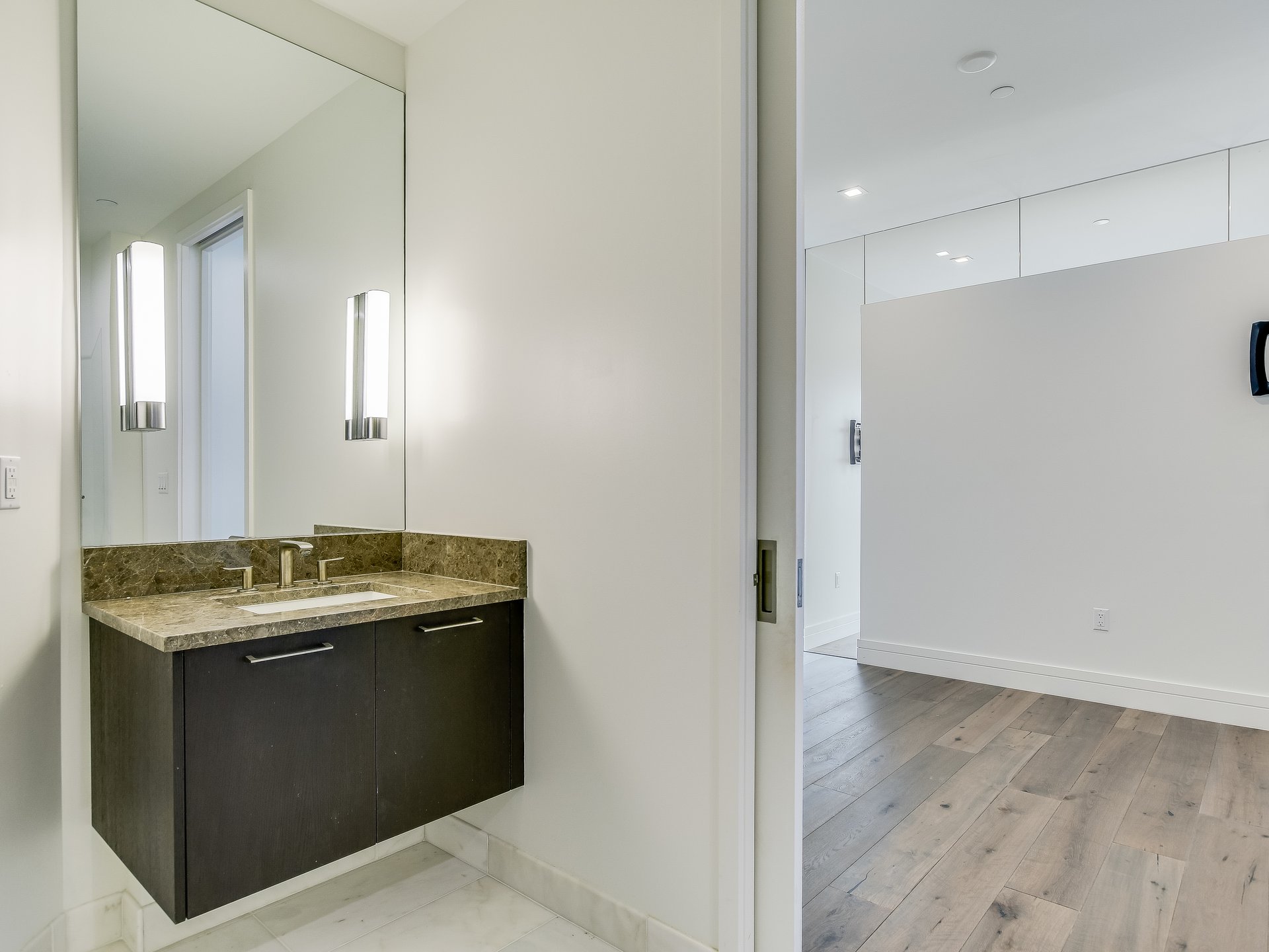 Fifth & West, #1506