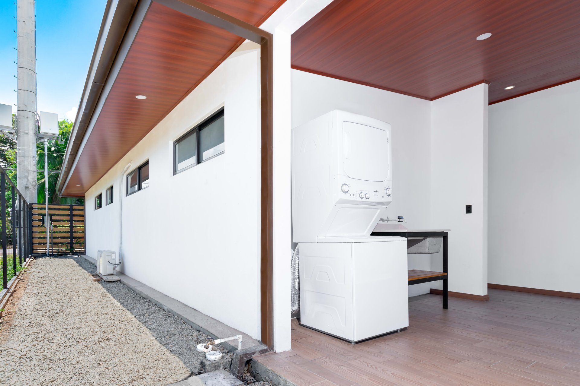 Brand New Beach House, 3 bed, 2.5 bath in Bahia