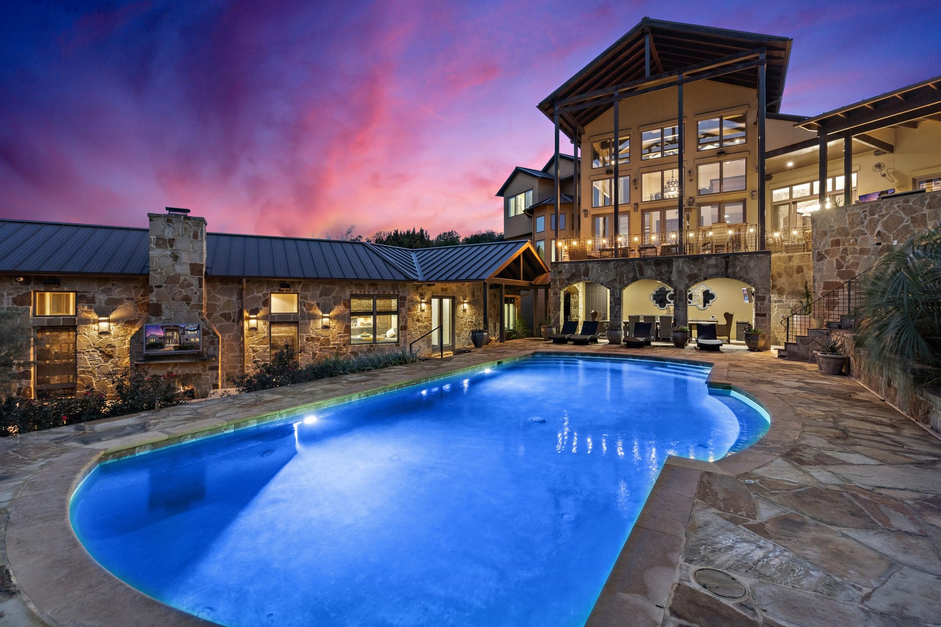 La Isla in Angel Bay