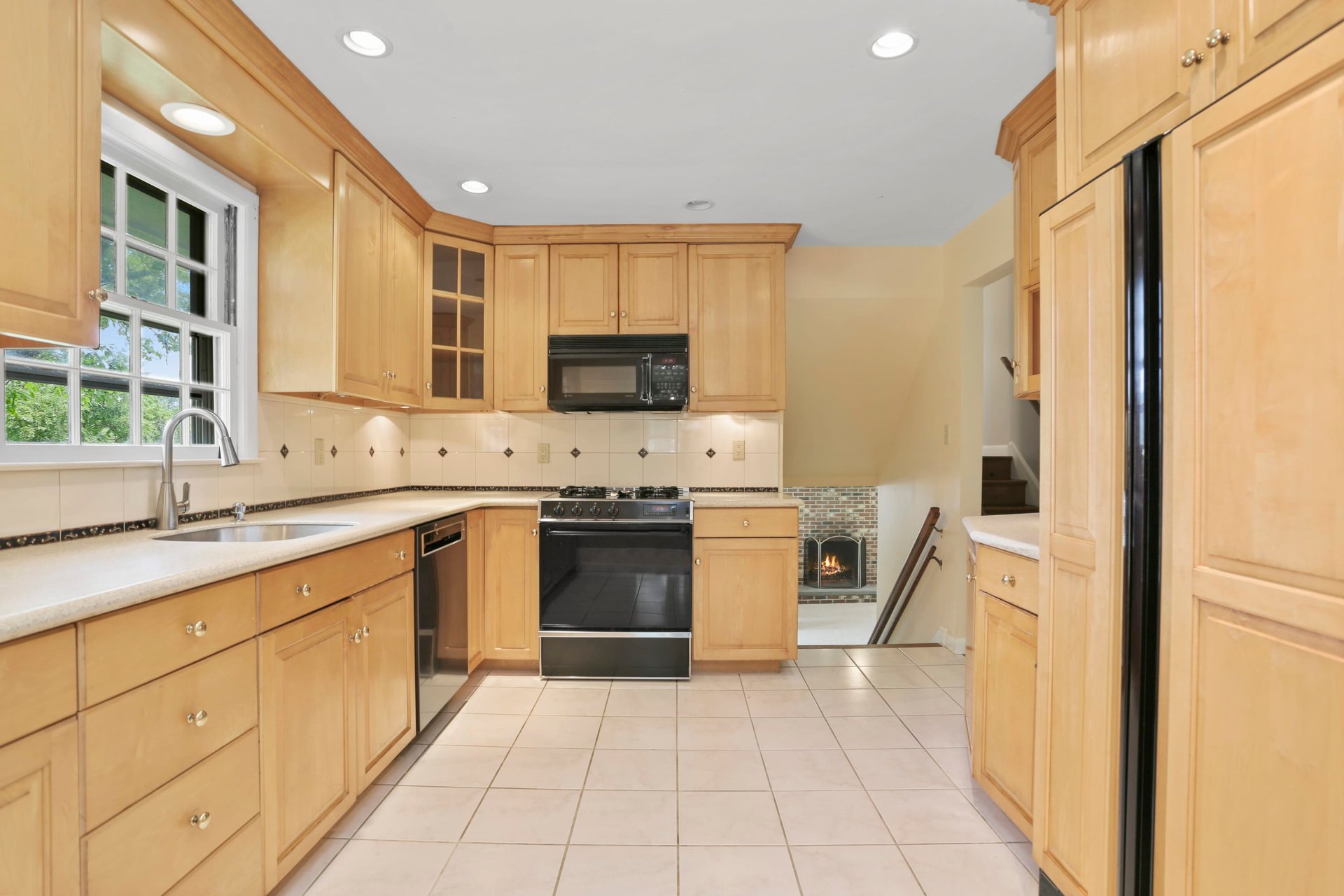 398 Greens Farms Road