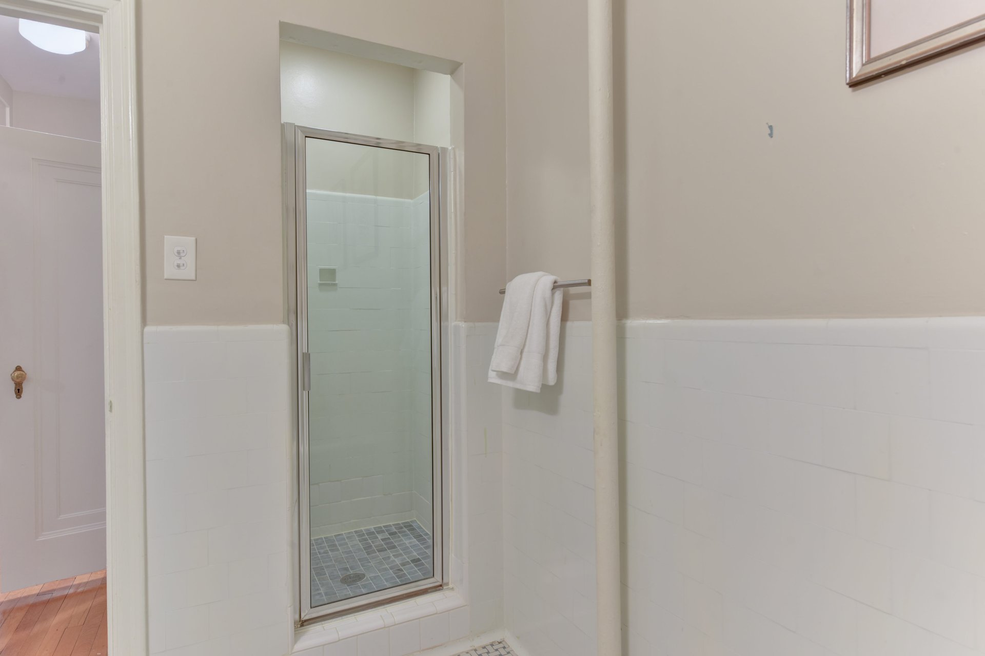 4700 Connecticut Ave NW, #206