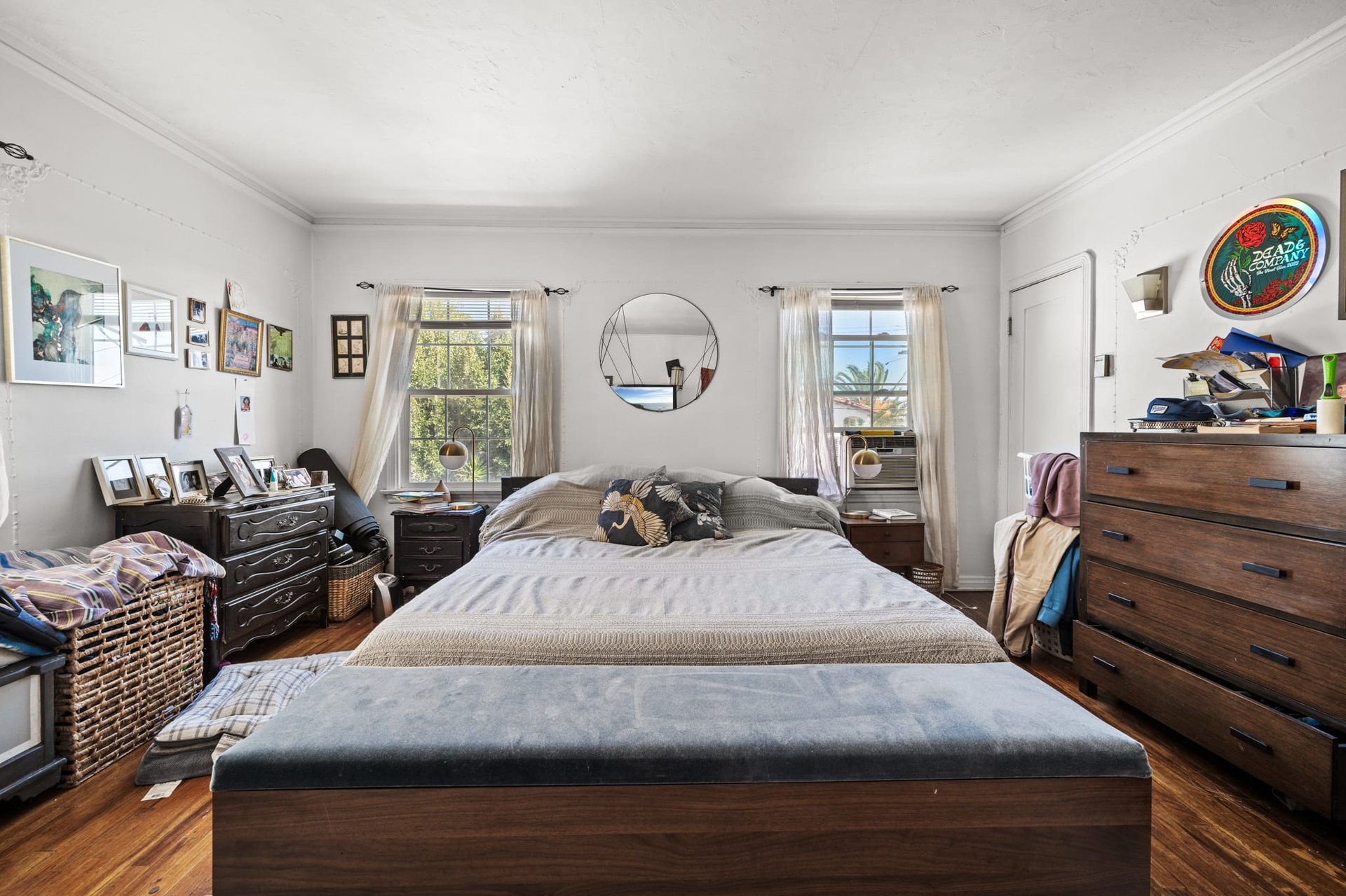Wonderful Pride-of-Ownership Spanish 2-Story Duplex in Longwood Highlands