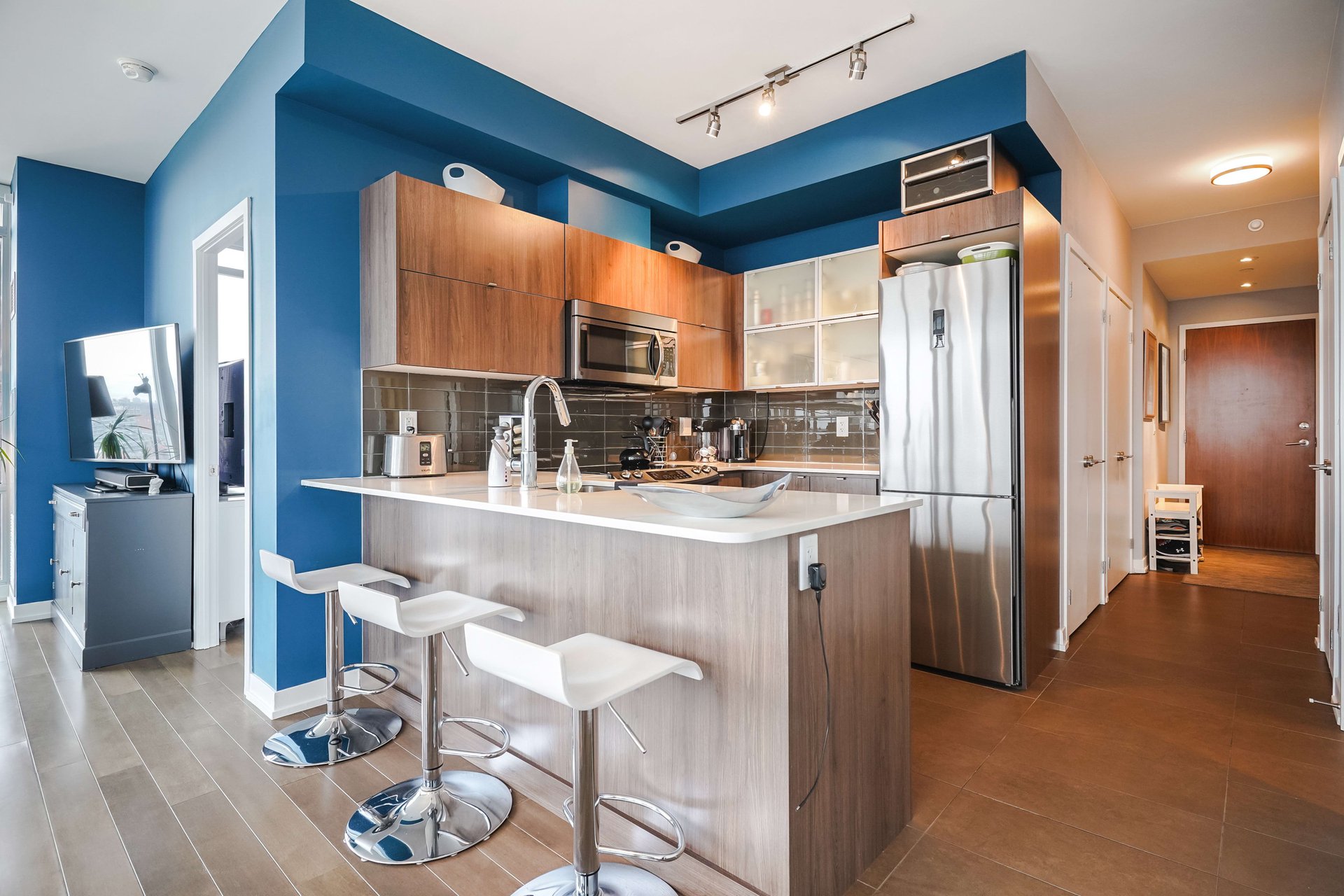 170 Fort York Blvd Suite 1702