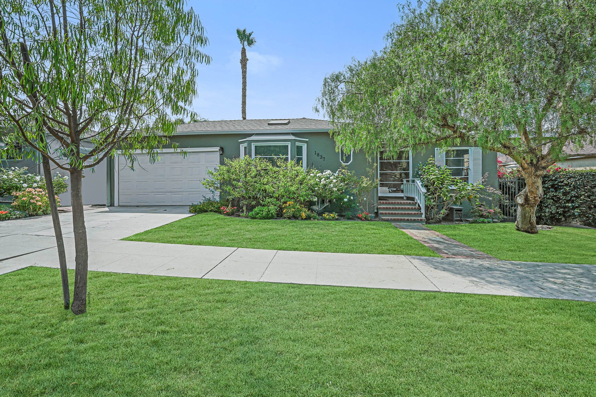 Beautifully Updated Traditional Home in Mid-City