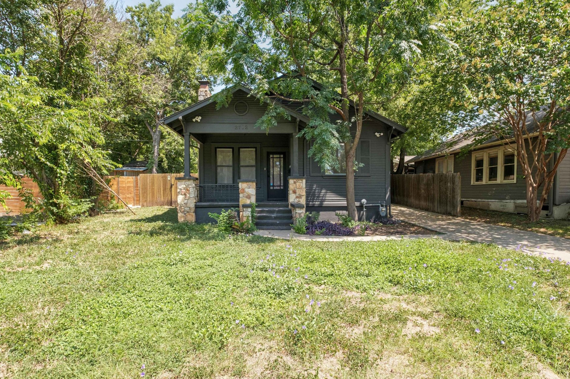 2712 E. 22nd Street 