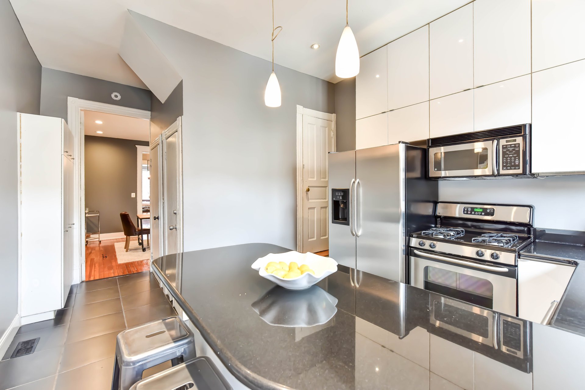 934 Westminster St NW