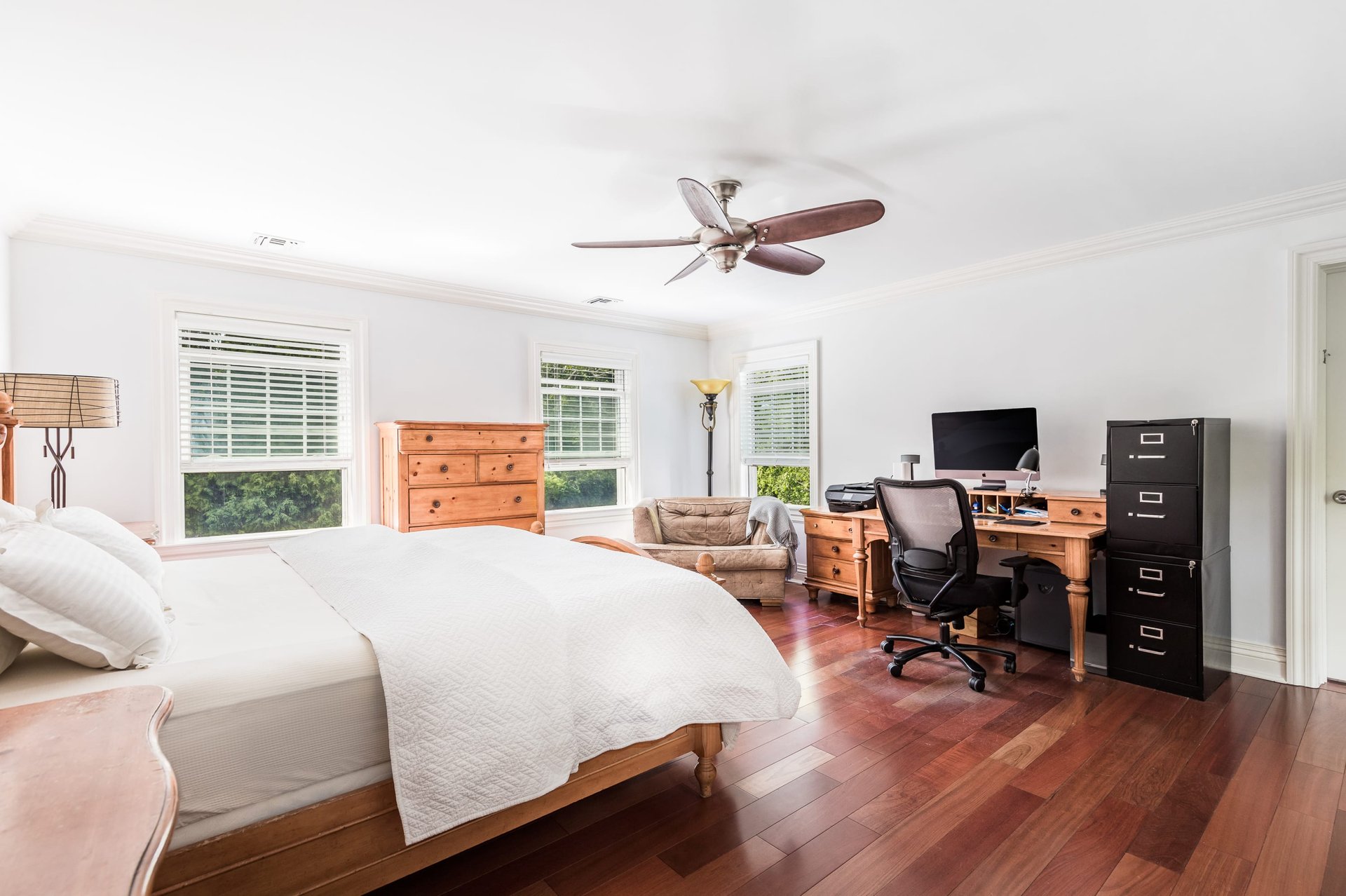 160 Ferry Rd