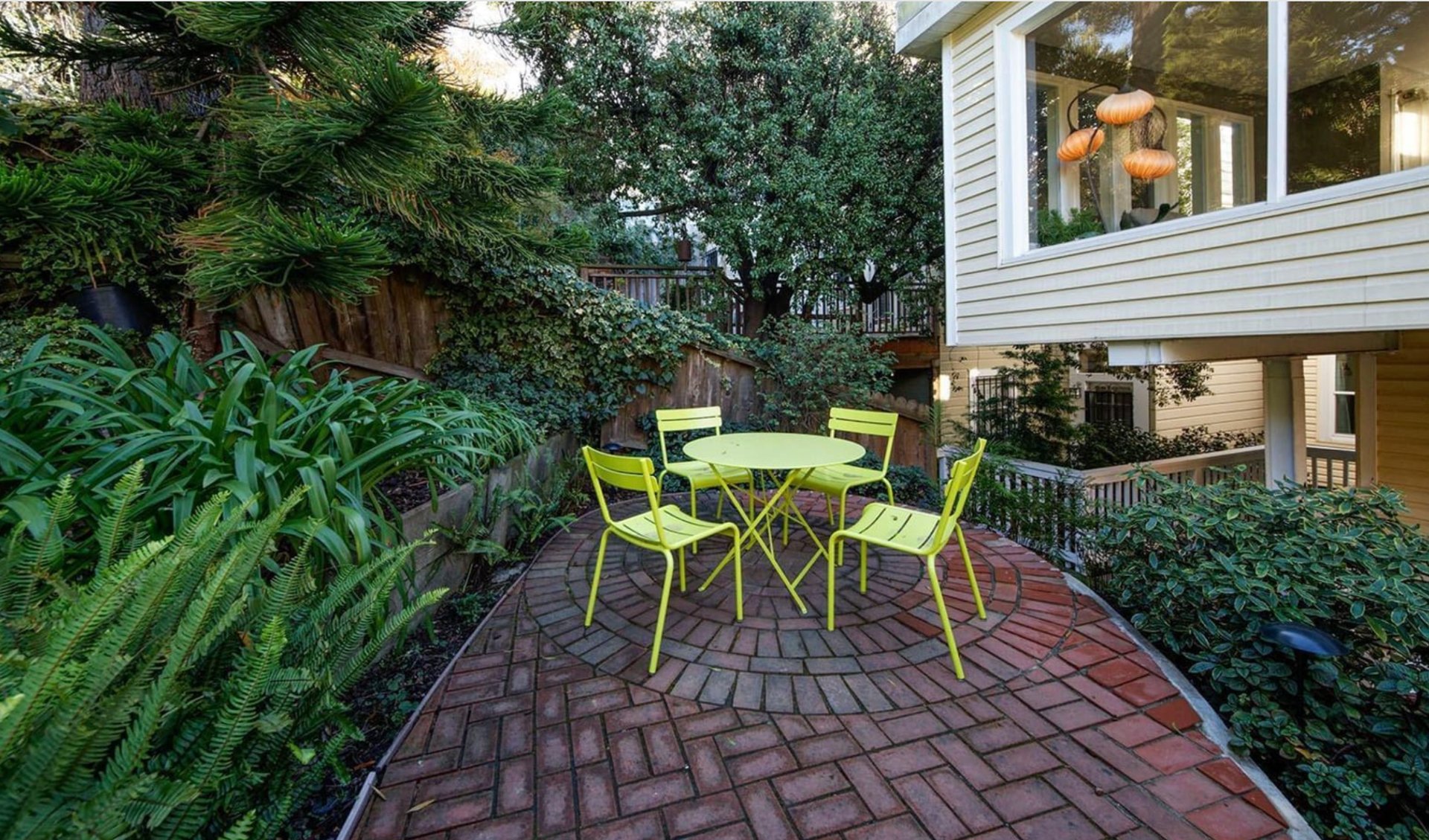 615 Noe Street #1