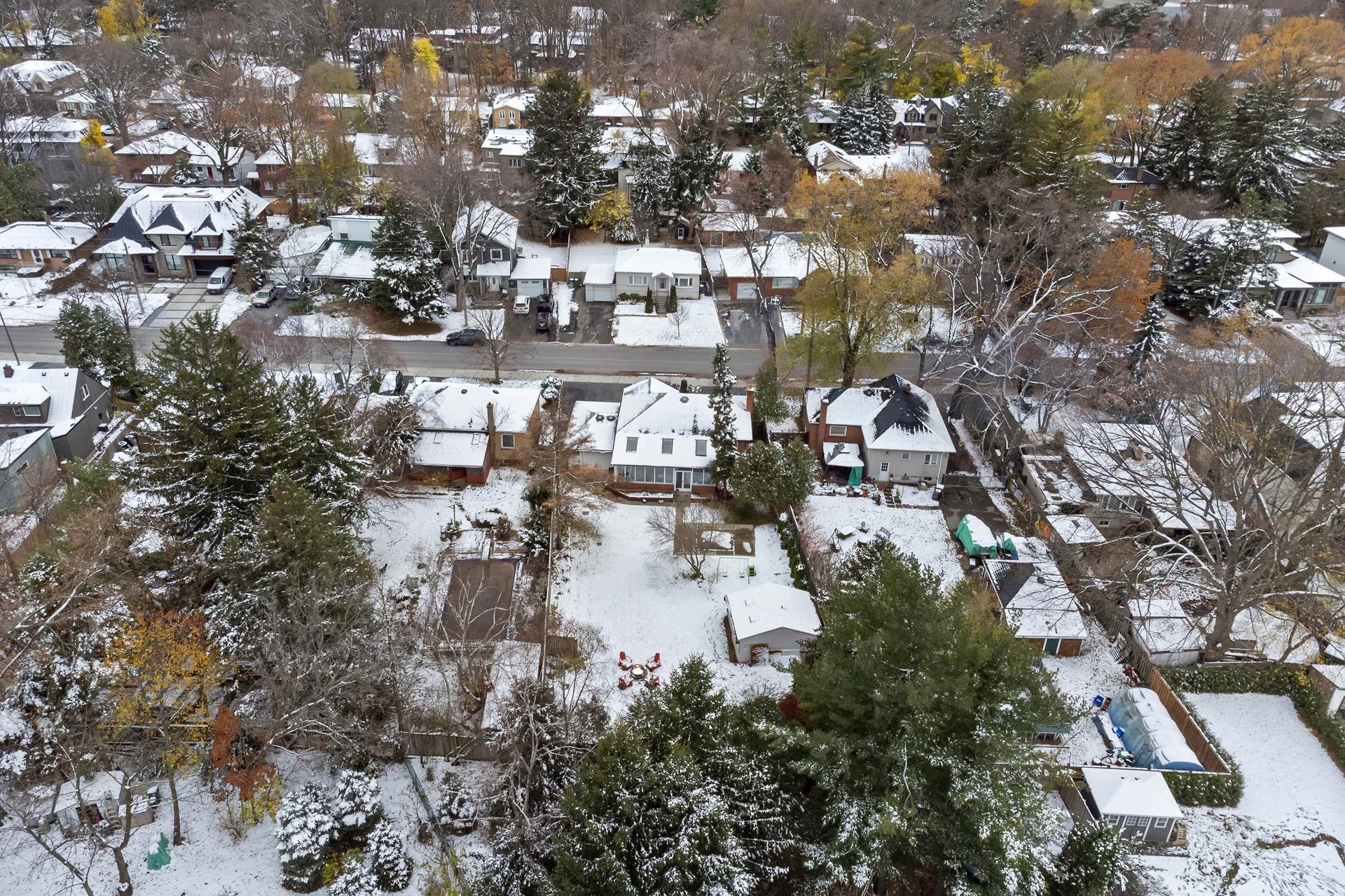 1577 Kenmuir Avenue