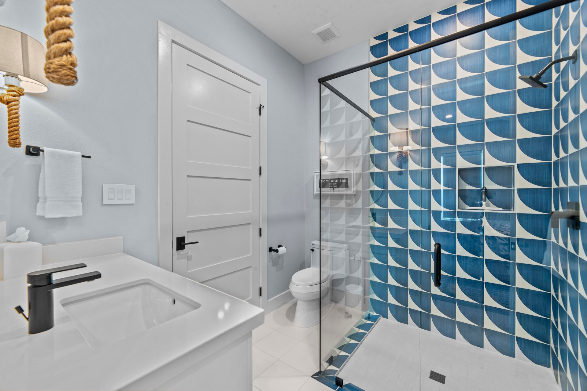 324 Darling Lane, Port Aransas, TX 78373