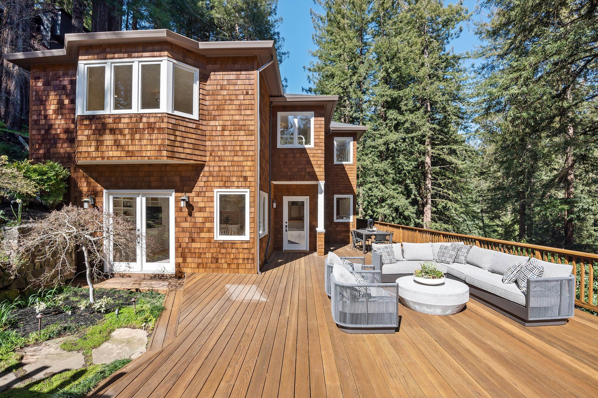 209 Cascade Drive